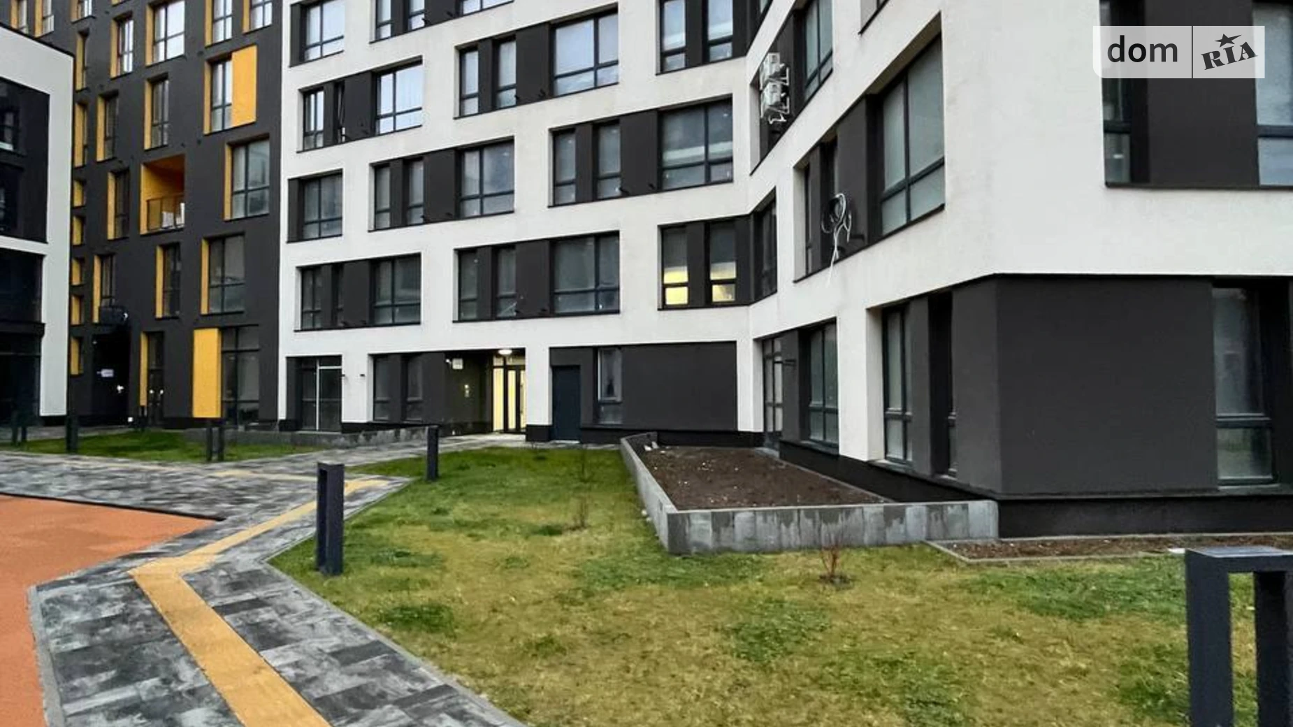 Продается 2-комнатная квартира 86.4 кв. м в Львове, ул. Хмельницкого Богдана, 207 - фото 2