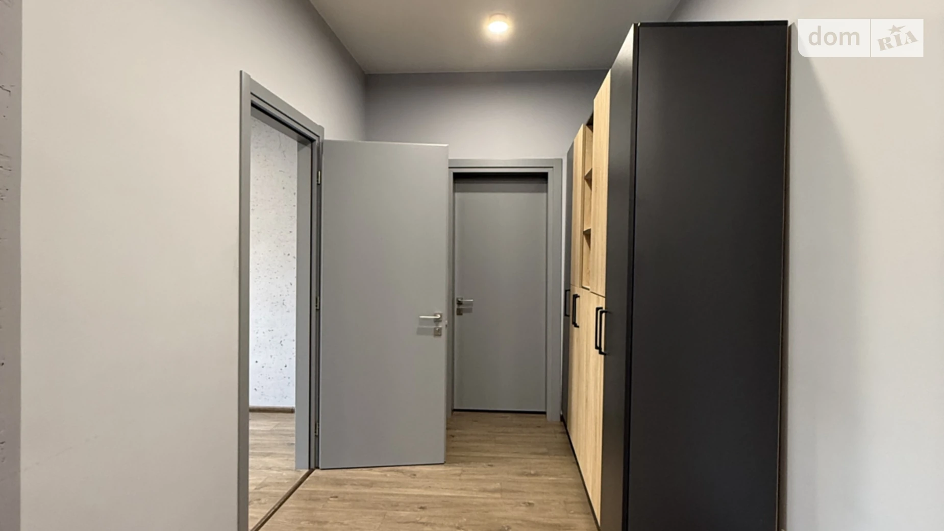 Сдается в аренду офис 52 кв. м в бизнес-центре, цена: 400 $ - фото 3