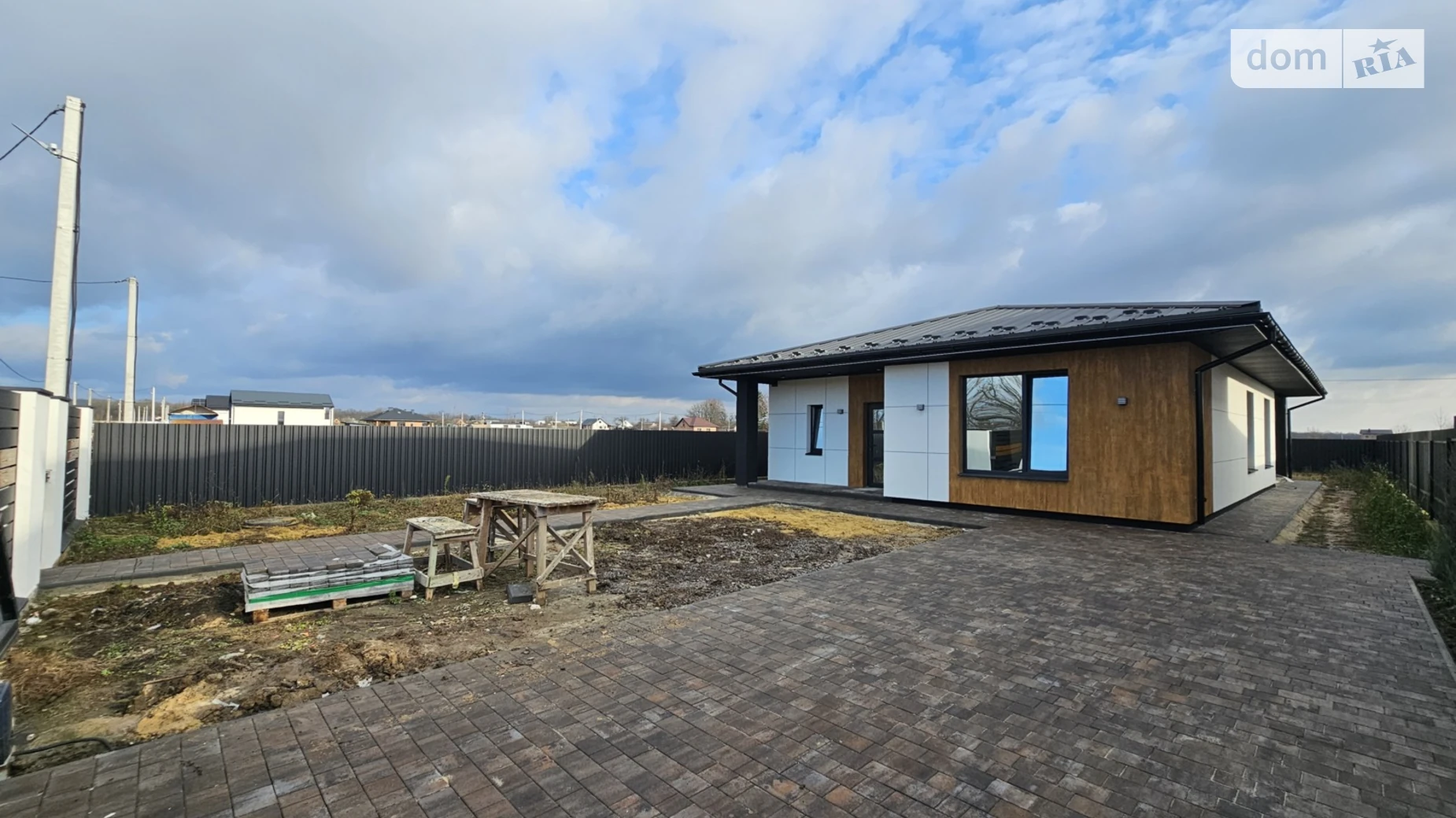 Продається одноповерховий будинок 120 кв. м з гаражем, цена: 115000 $ - фото 3