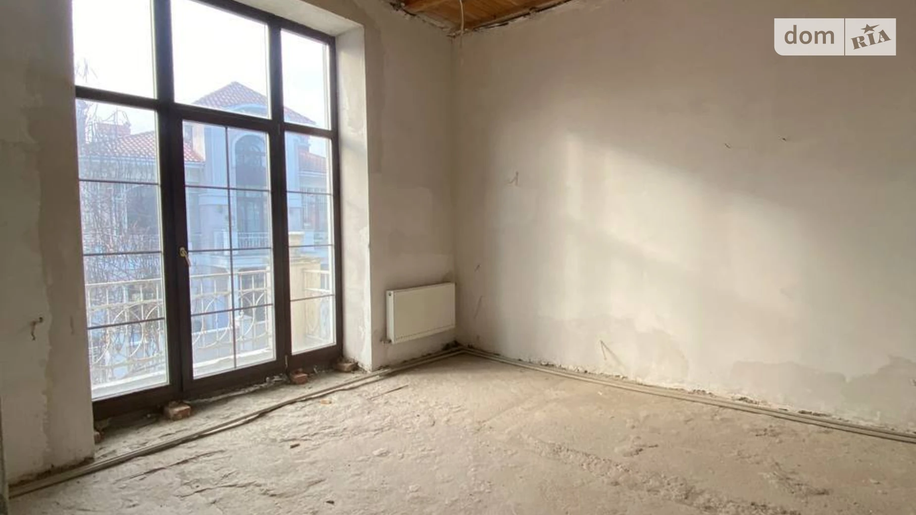 Продается дом на 3 этажа 430 кв. м с баней/сауной, цена: 900000 $ - фото 2