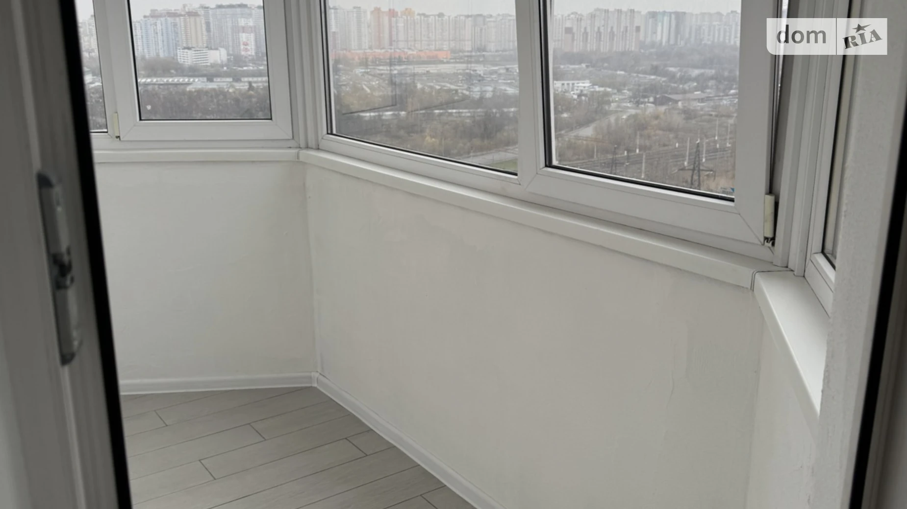 Сдается в аренду 1-комнатная квартира 60 кв. м в Киеве, Харьковское шоссе - фото 4