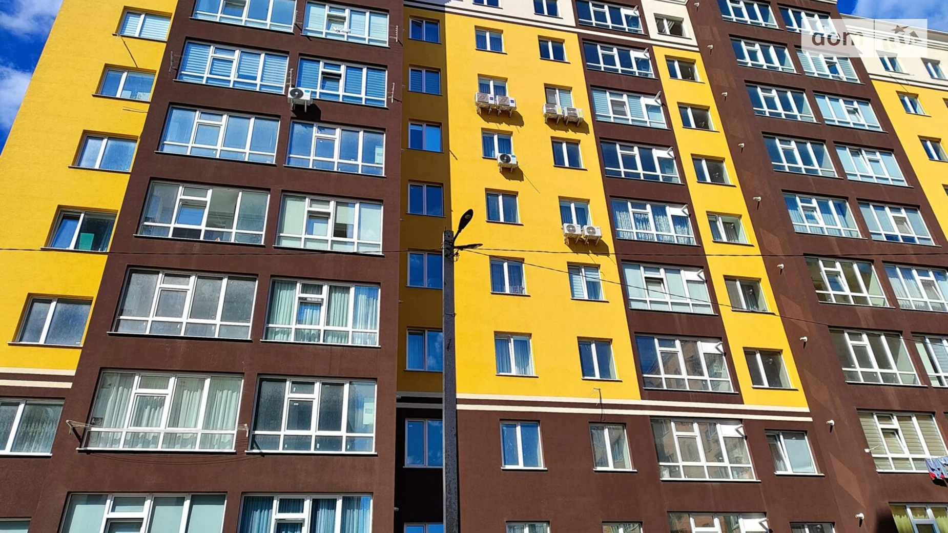 Продается 2-комнатная квартира 63 кв. м в Хмельницком, ул. Кармелюка - фото 2