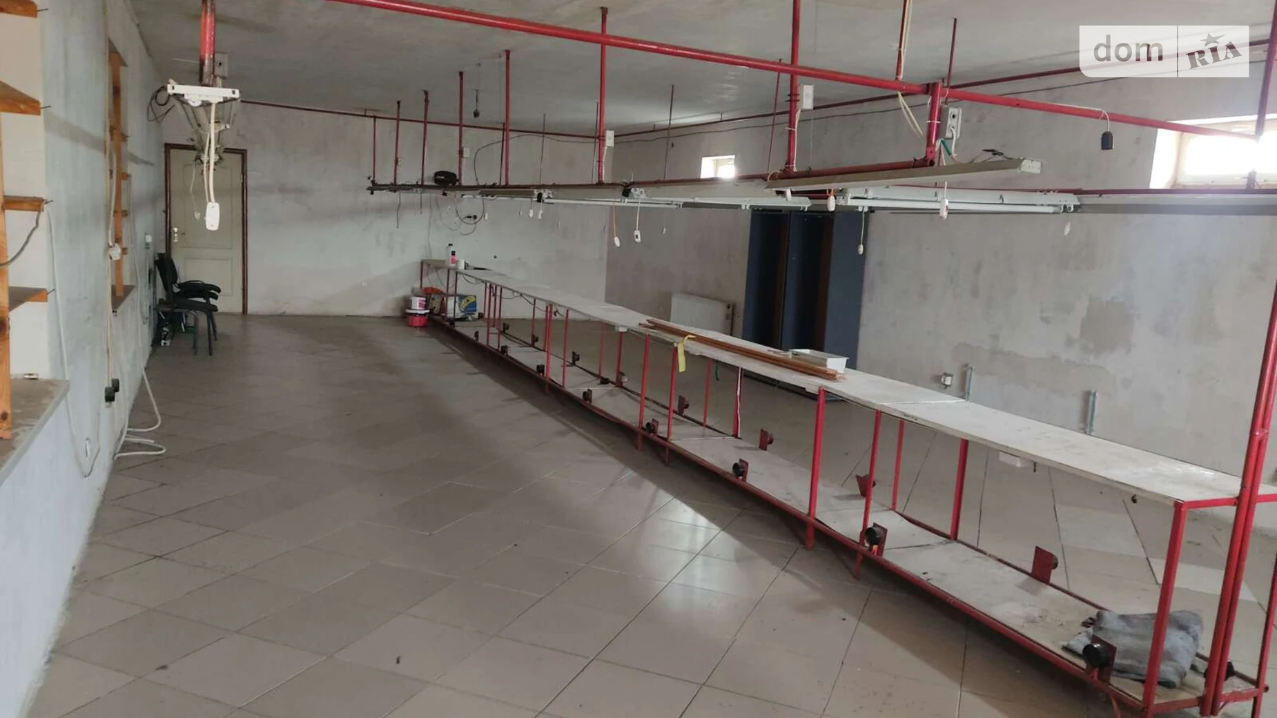 Продается дом на 3 этажа 1356.7 кв. м с садом, цена: 500000 $ - фото 3