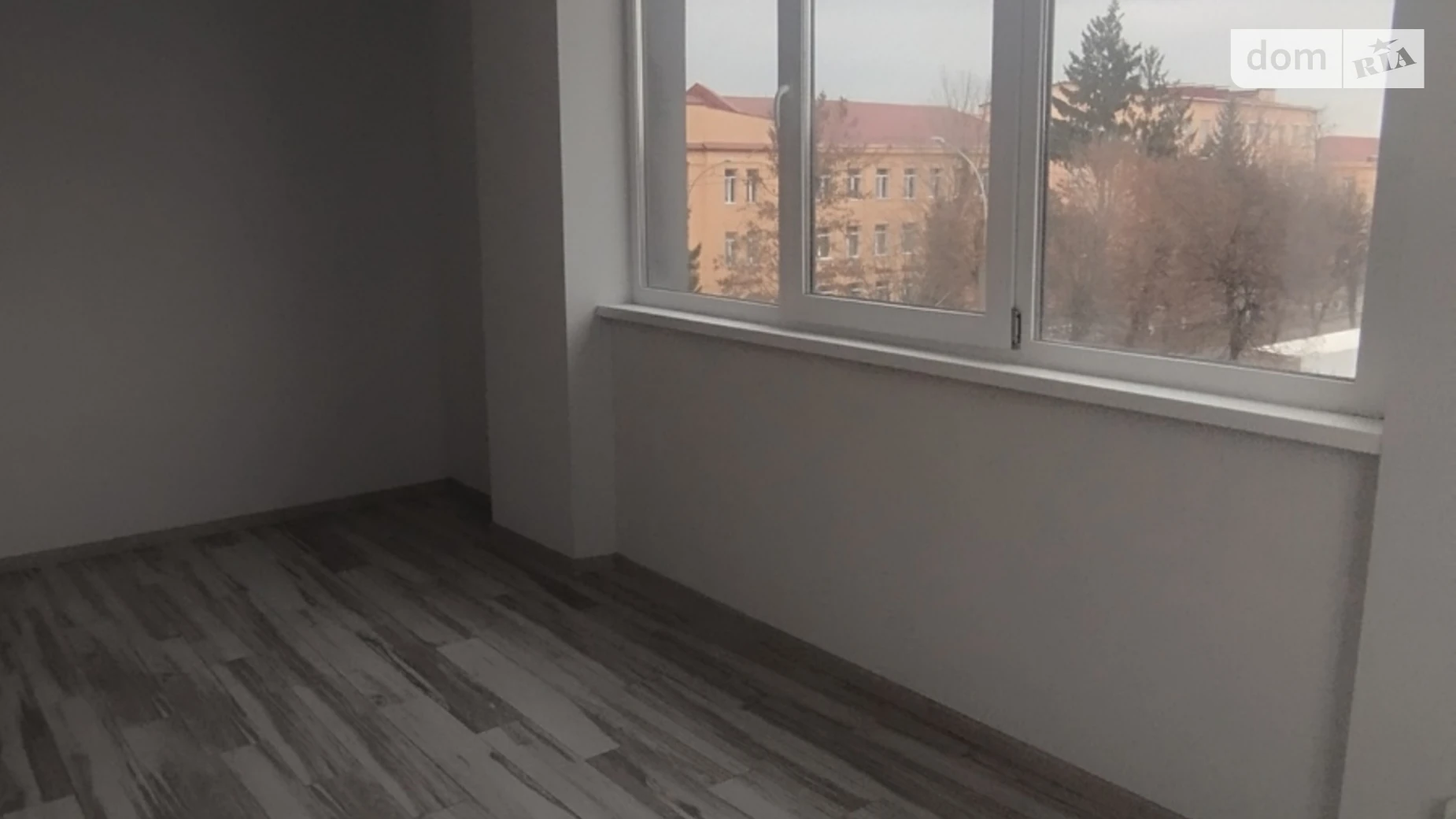 Здається в оренду офіс 30.2 кв. м в бізнес-центрі, цена: 8000 грн - фото 2