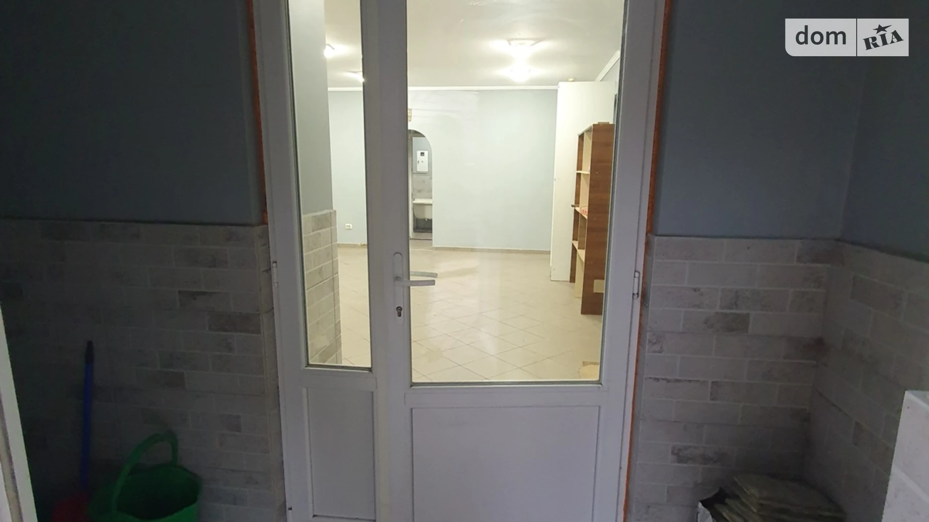 Сдается в аренду помещения свободного назначения 72.4 кв. м в 5-этажном здании, цена: 10000 грн - фото 3