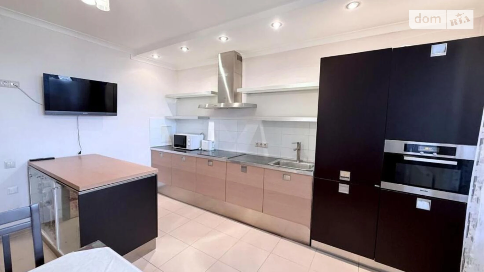 Продається 3-кімнатна квартира 120 кв. м у Києві, вул. Голосіївська, 13 - фото 2