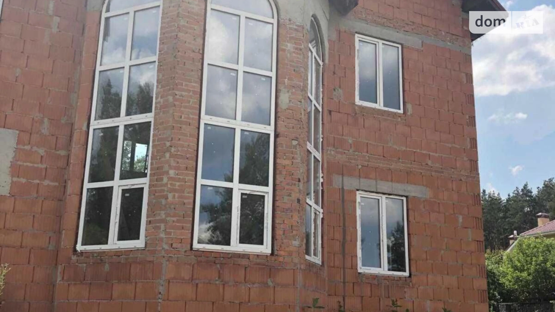 Продается дом на 3 этажа 280 кв. м с террасой, цена: 149999 $ - фото 2