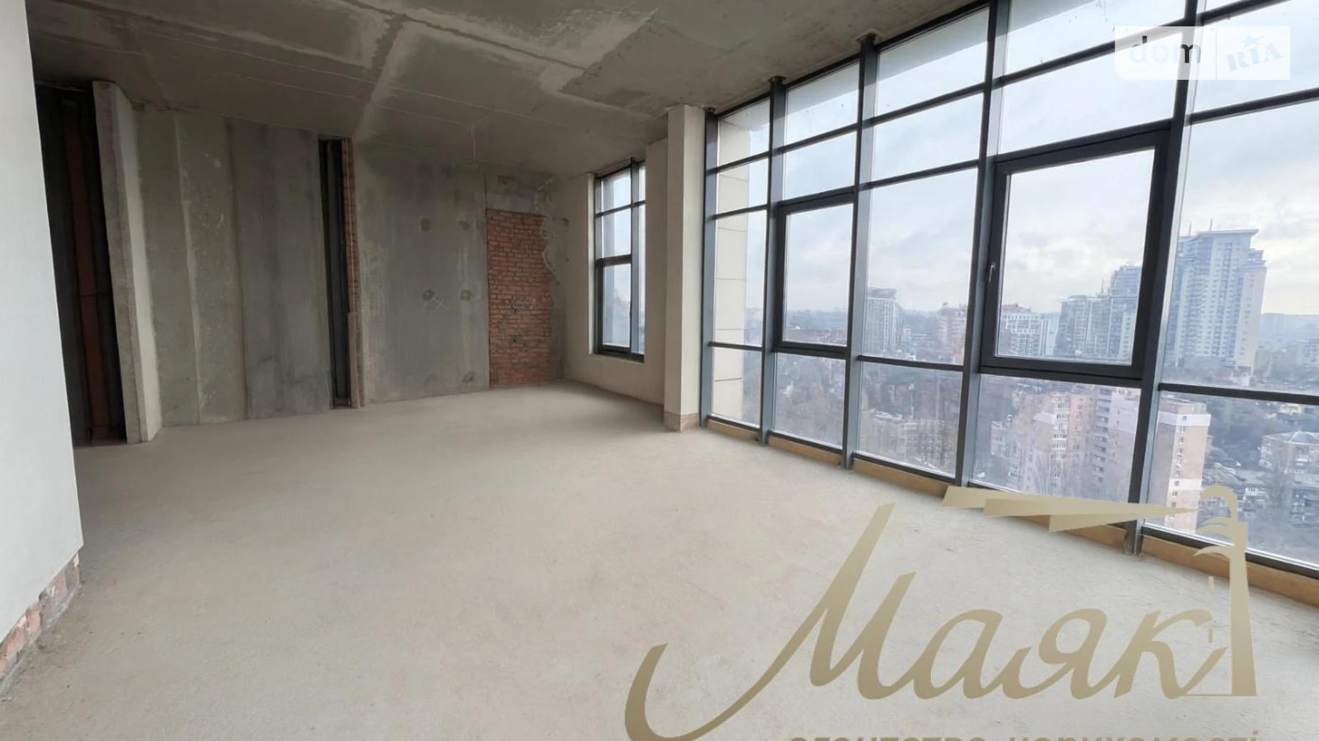 Продається 3-кімнатна квартира 153 кв. м у Києві, вул. Андрія Верхогляда(Драгомирова), 11Б - фото 2