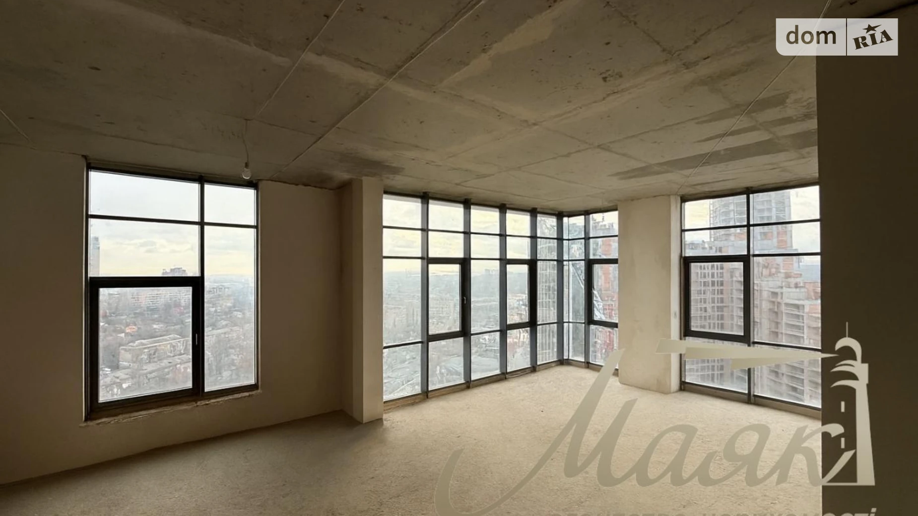 Продається 3-кімнатна квартира 153 кв. м у Києві, вул. Андрія Верхогляда(Драгомирова), 11Б - фото 5