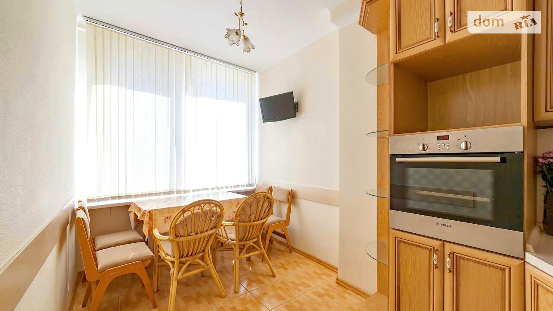 Сдается в аренду 3-комнатная квартира в Одессе, ул. Генуэзская, 5 - фото 2