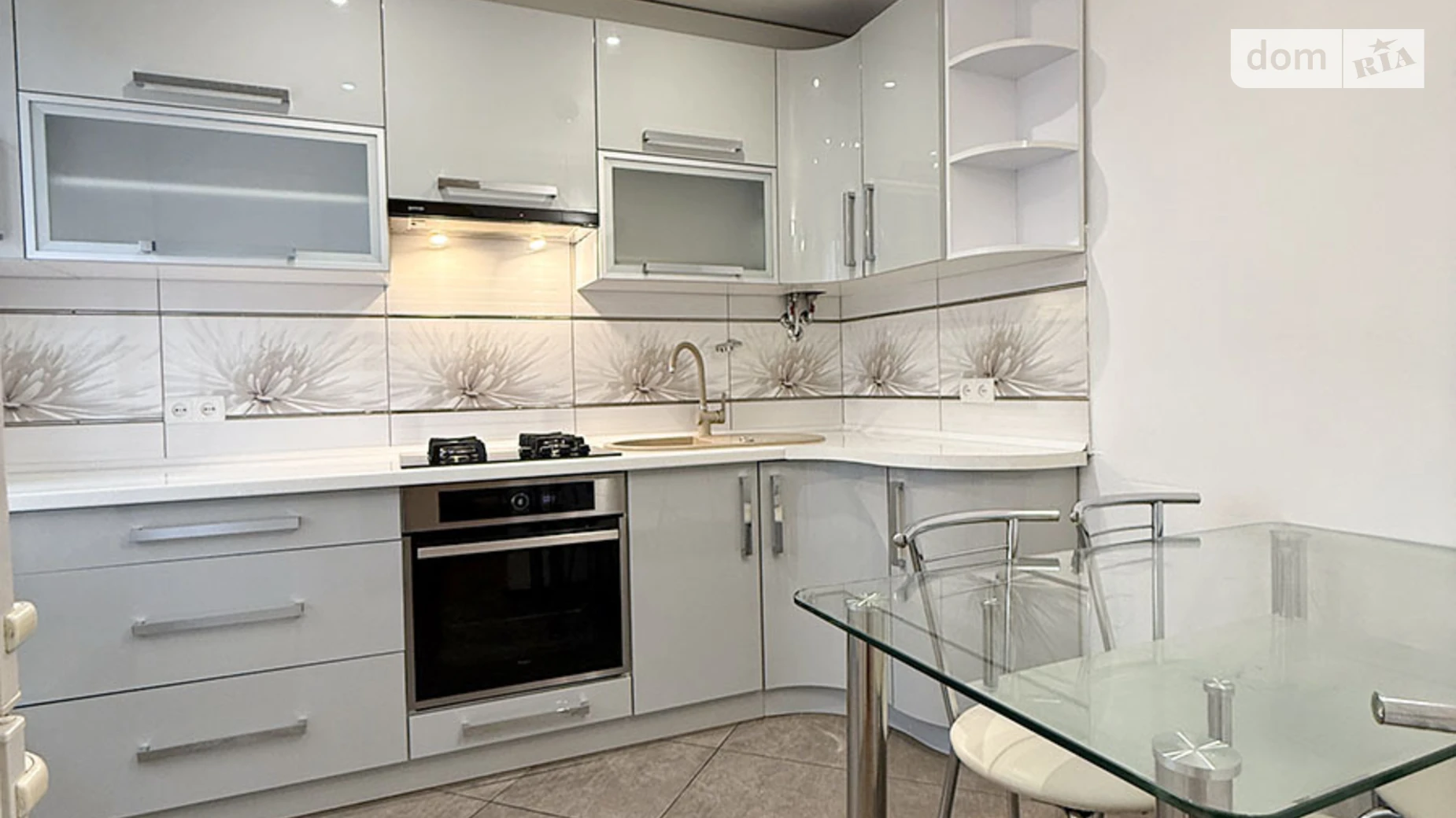 Продается 2-комнатная квартира 42.3 кв. м в Нововолынске, мкр. Шахтерский - фото 2