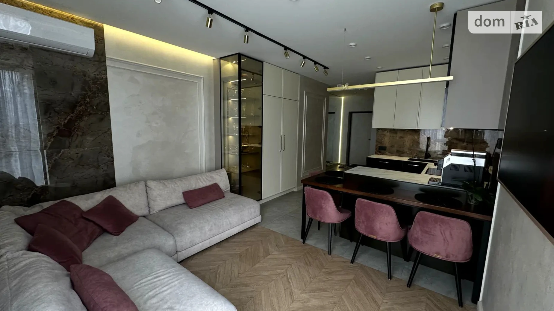 Продається 3-кімнатна квартира 92 кв. м у Києві, просп. Європейського Союзу(Правди), 51 - фото 3