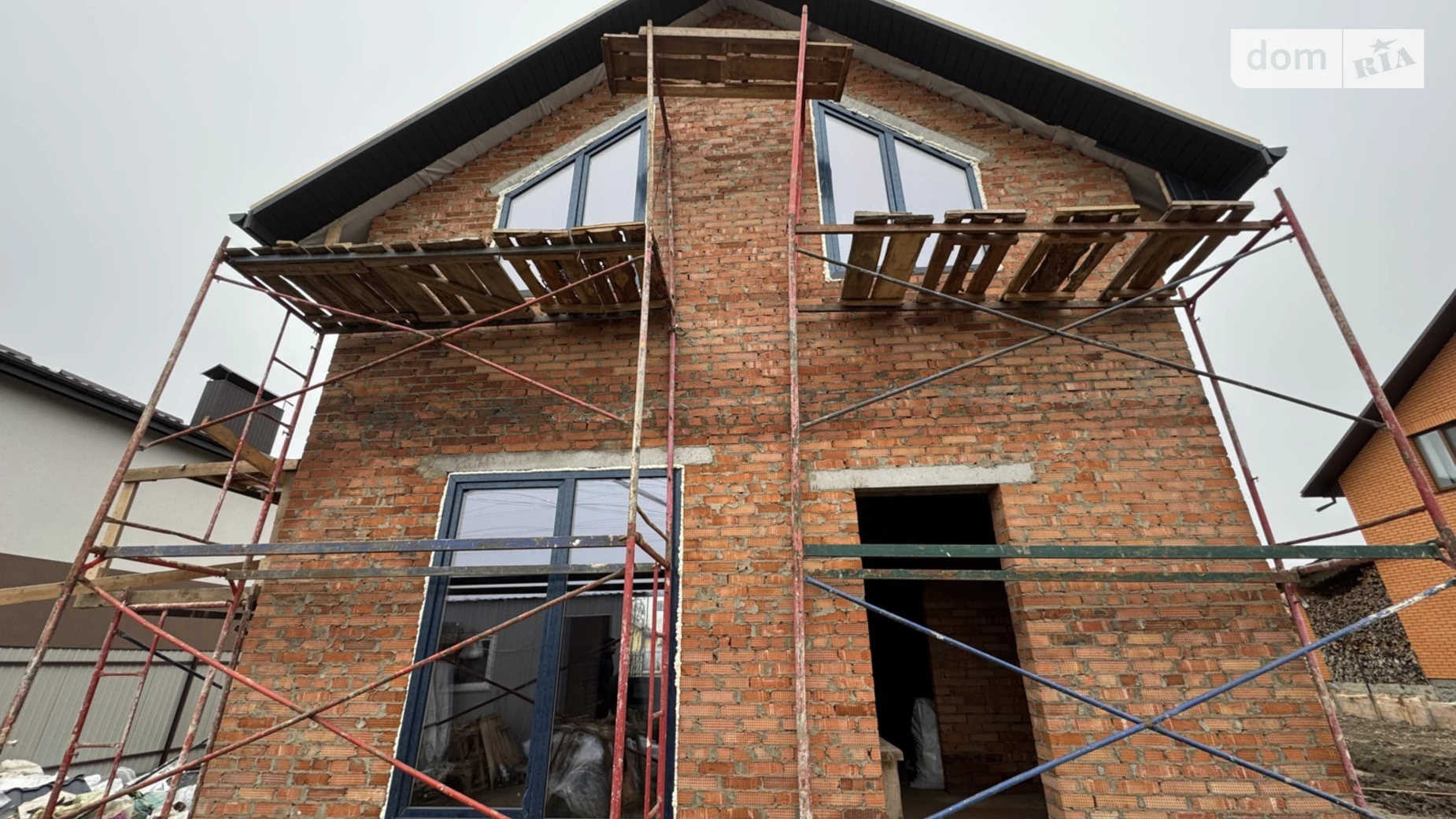 Продается дом на 2 этажа 97 кв. м с подвалом, цена: 90000 $ - фото 3