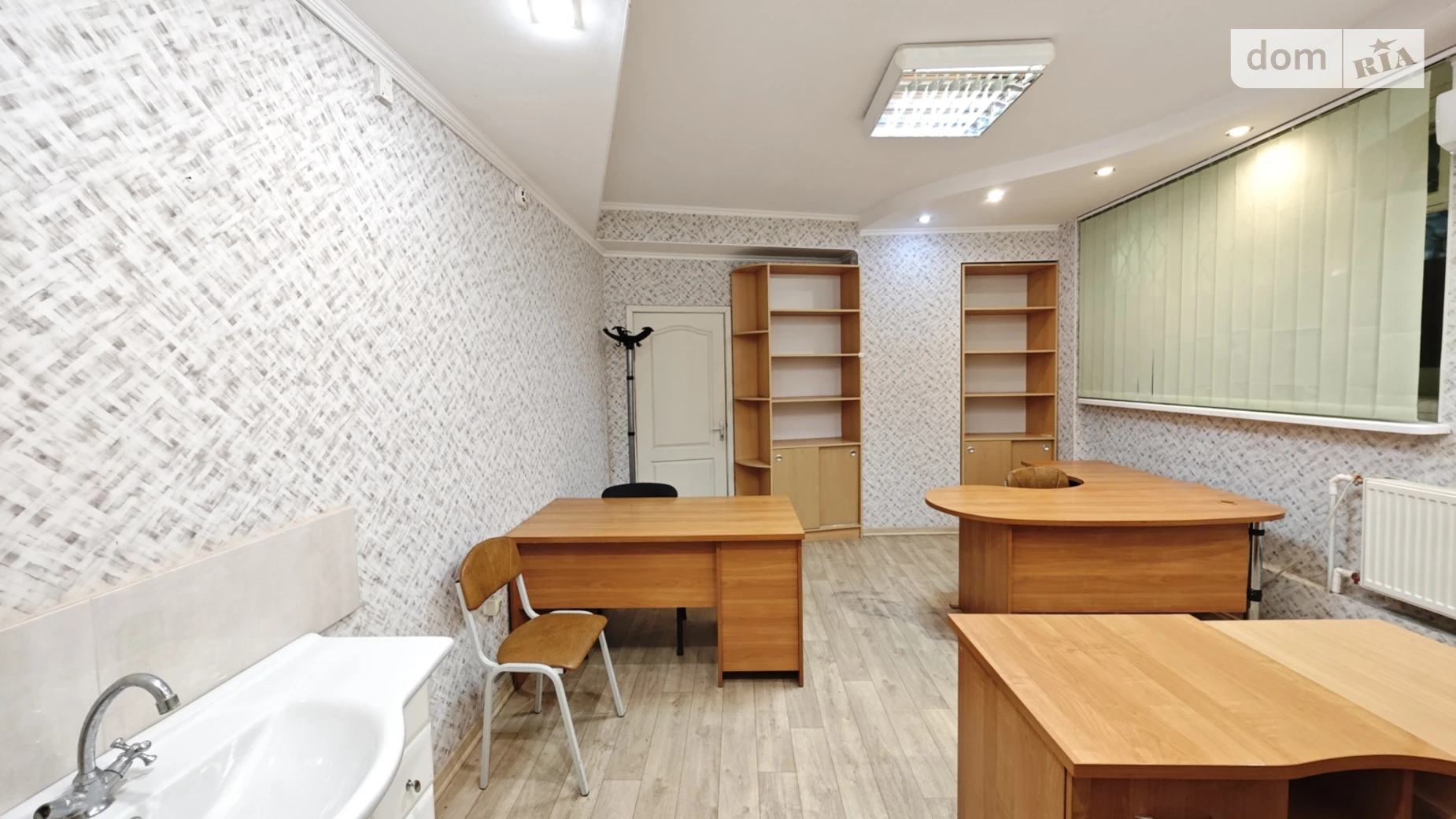 Сдается в аренду офис 15 кв. м в бизнес-центре, цена: 6000 грн - фото 4