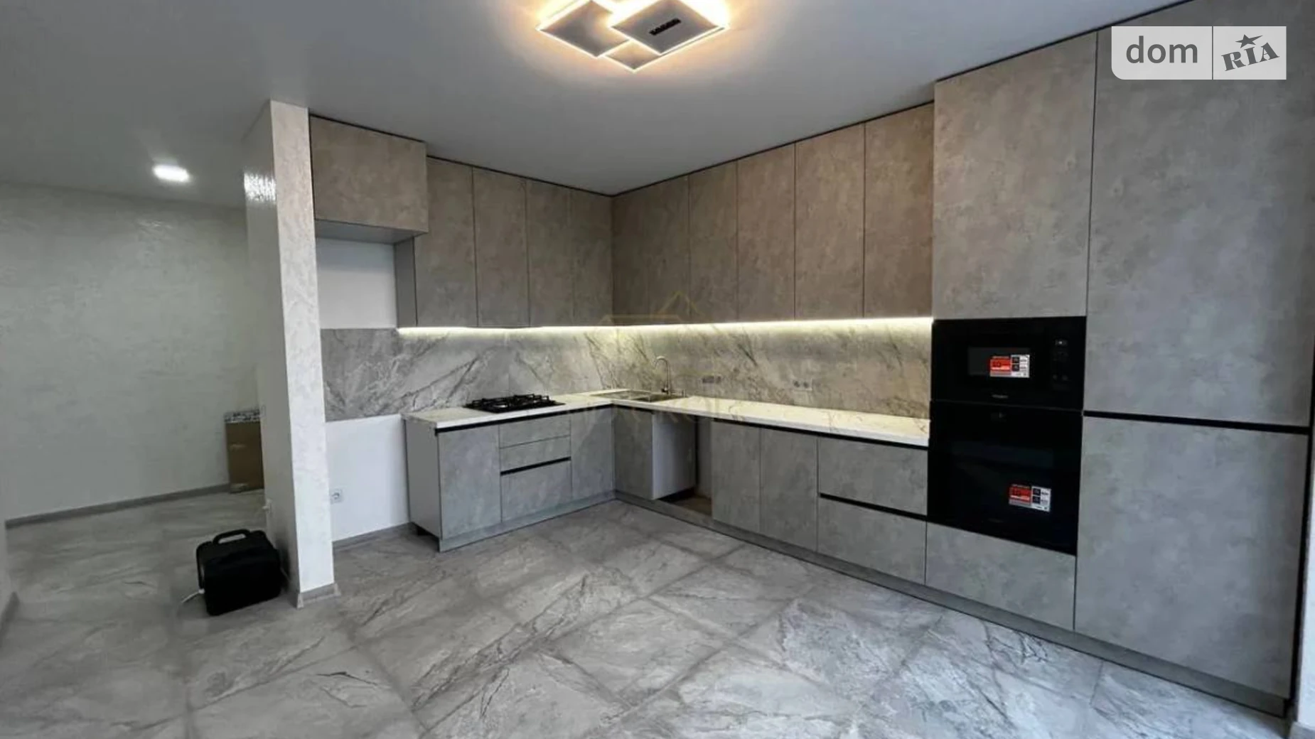 Продается 2-комнатная квартира 60.1 кв. м в Ивано-Франковске, цена: 93000 $ - фото 4