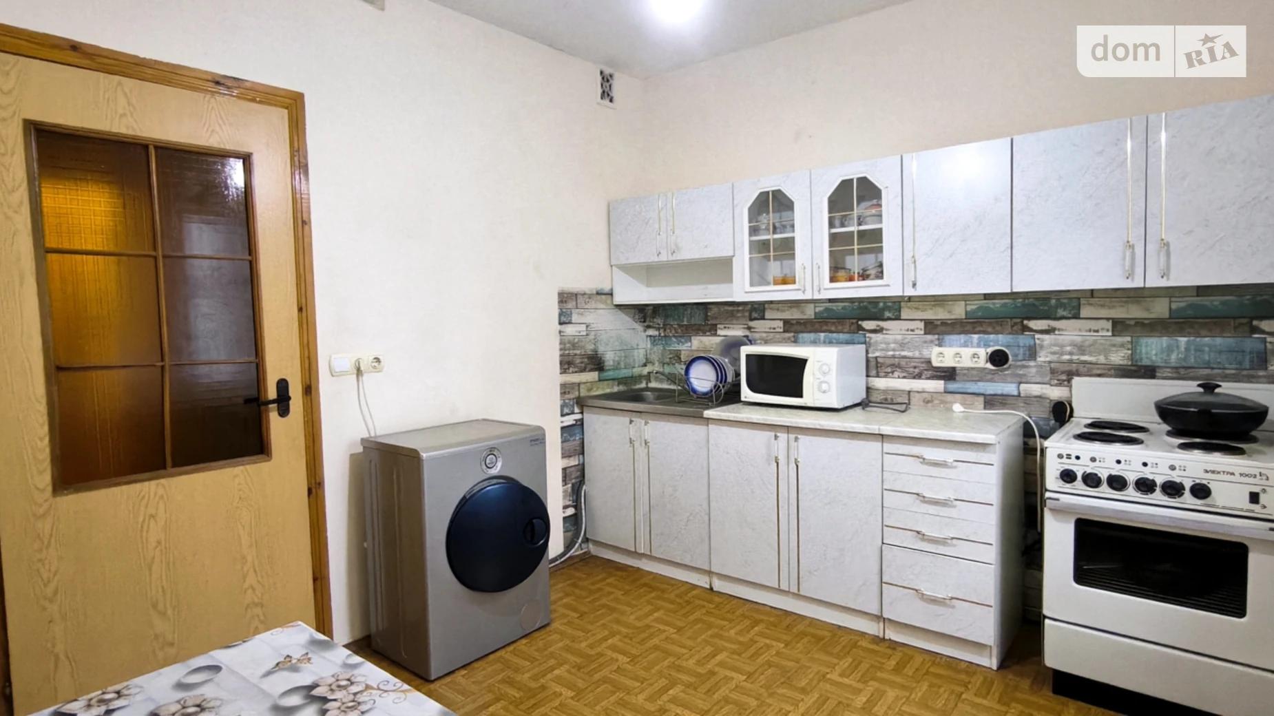 Продається 1-кімнатна квартира 42.9 кв. м у Києві, вул. Милославська, 31Б - фото 2