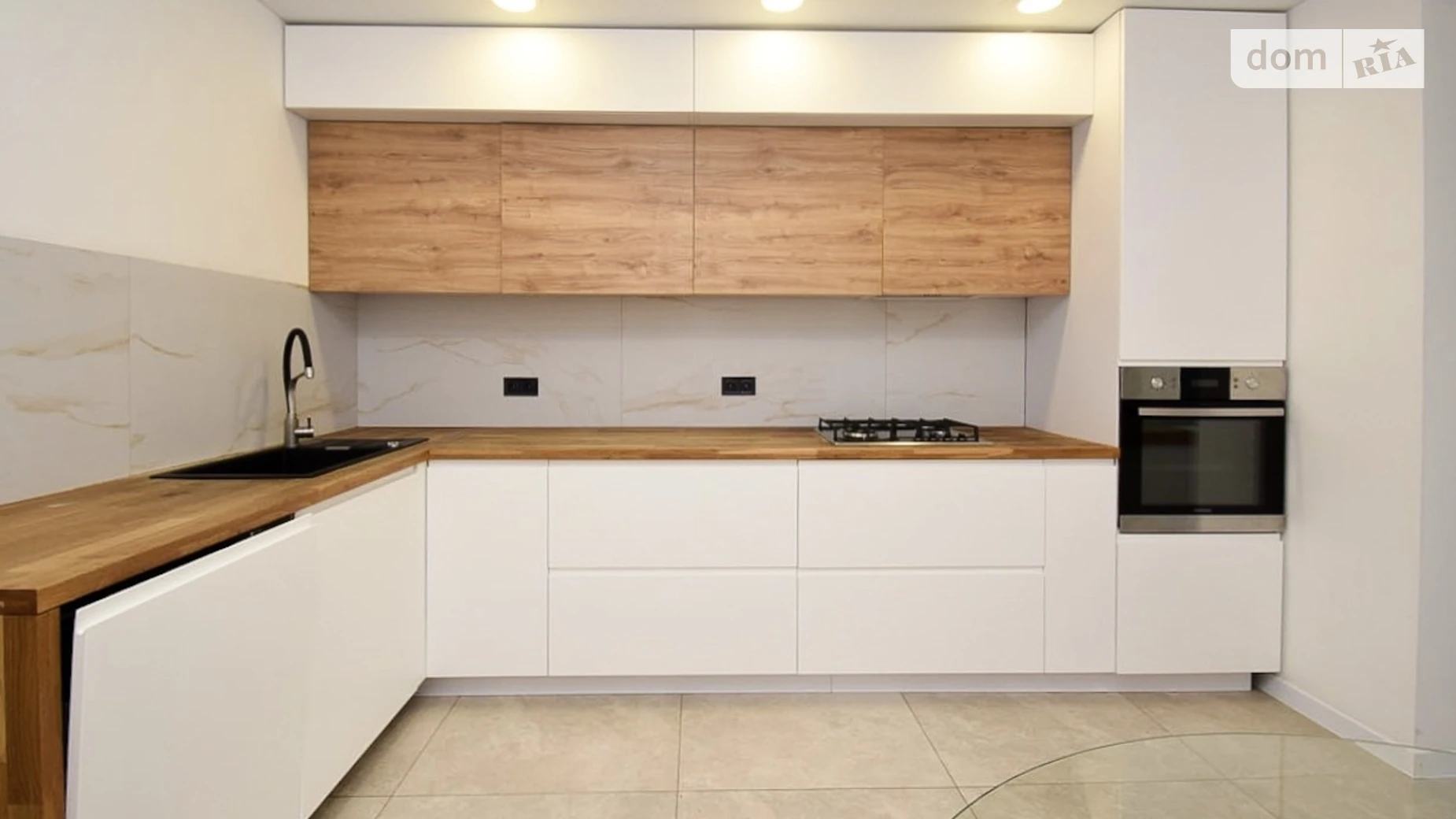 4-комнатная квартира 135 кв. м в Тернополе, ул. Репина, 36 - фото 3