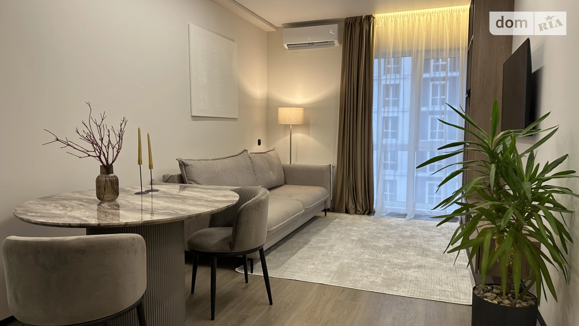 Продается 1-комнатная квартира 42 кв. м в Киеве, ул. Михаила Максимовича, 24Г - фото 2