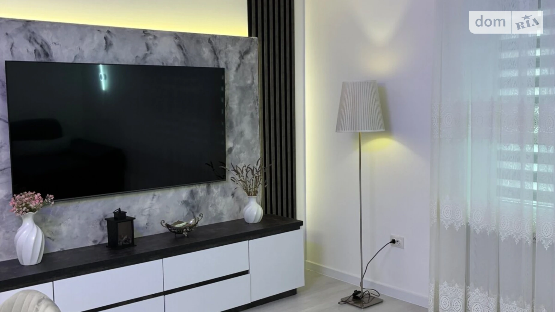 Продається 3-кімнатна квартира 71 кв. м у Тячеві, Вулиця Олега Куцина, 111 - фото 2