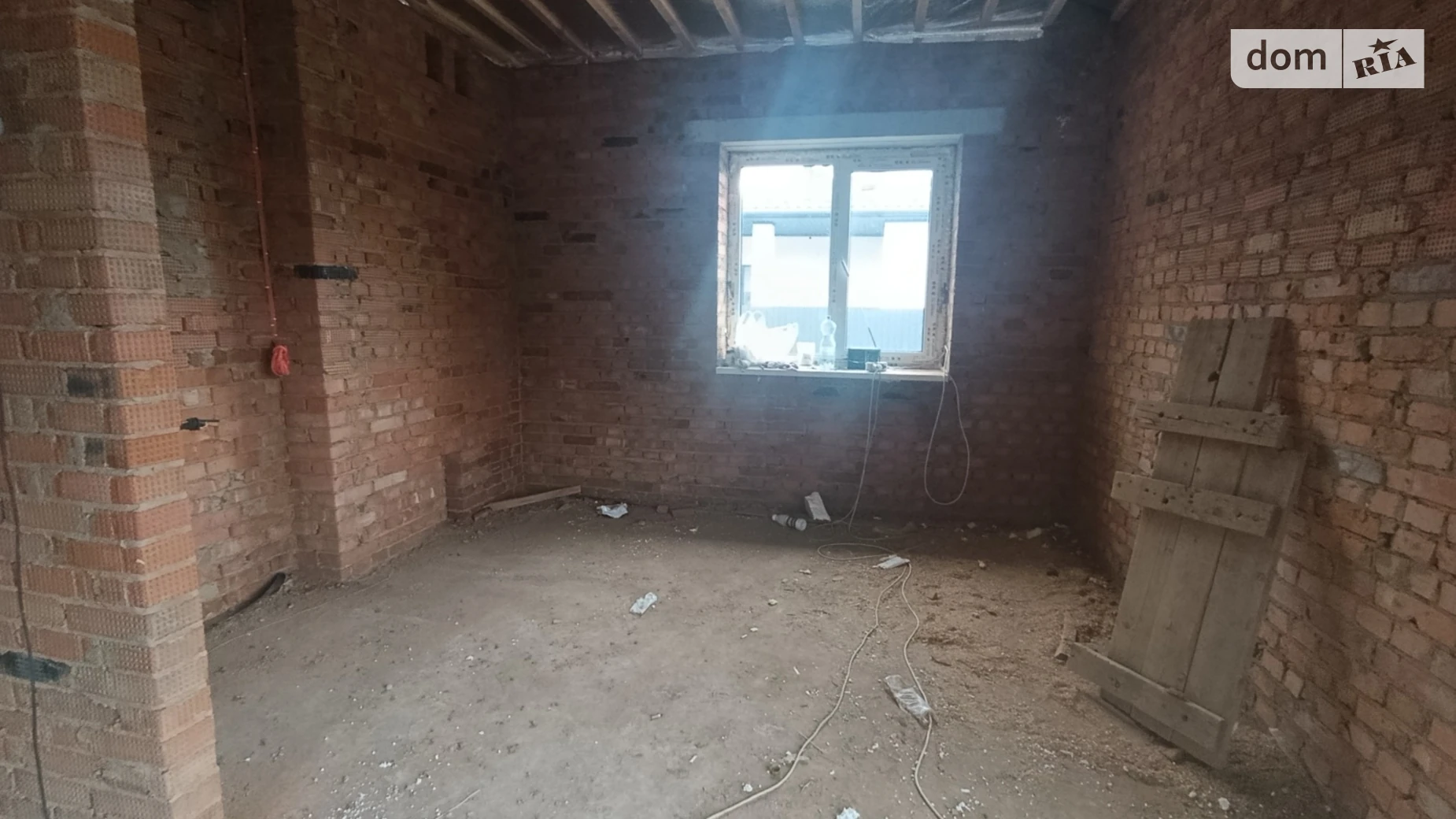 Продается одноэтажный дом 95 кв. м с гаражом, цена: 105000 $ - фото 4