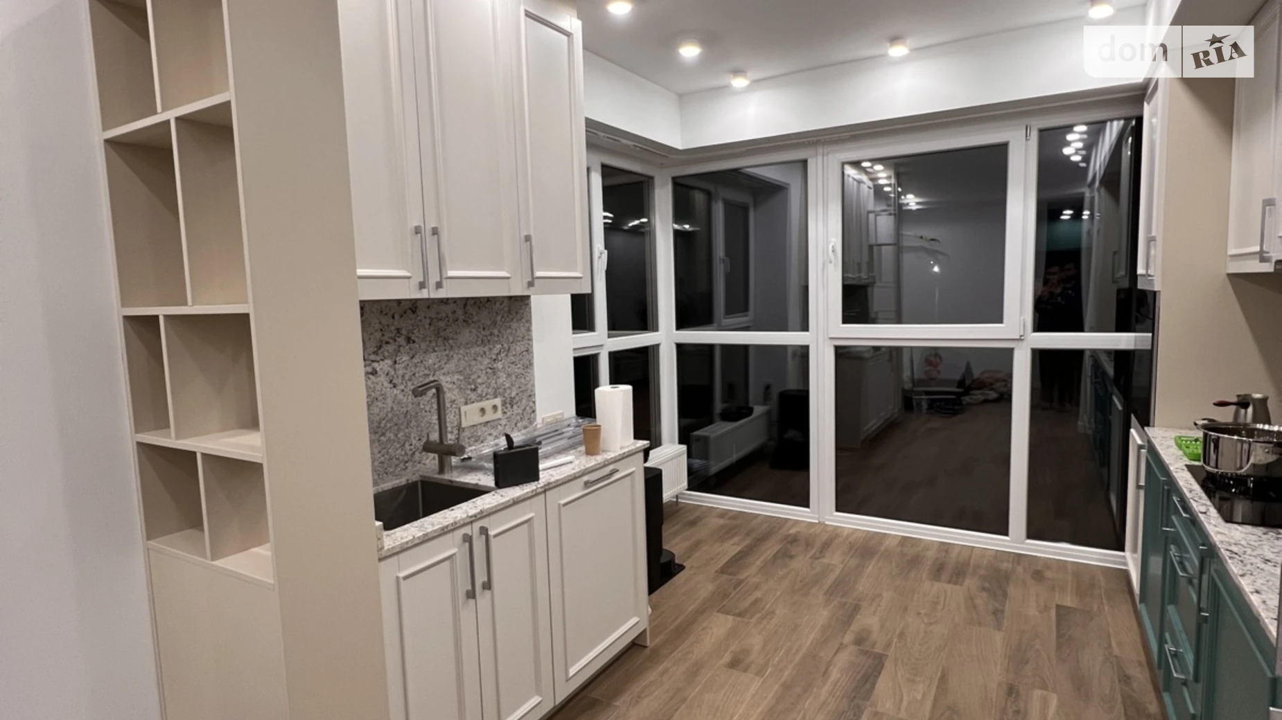 Продається 1-кімнатна квартира 52 кв. м у Зазим'ї, вул. Київська, 10К - фото 5