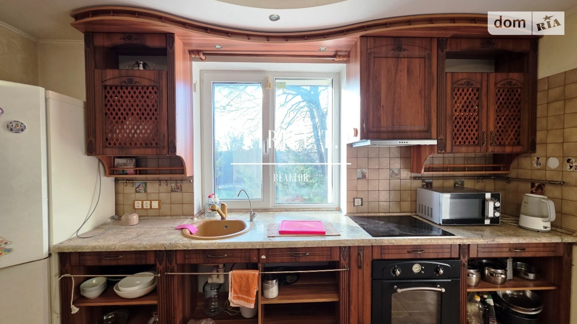 Сдается в аренду дом на 3 этажа 160 кв. м с мебелью, цена: 2500 $ - фото 5