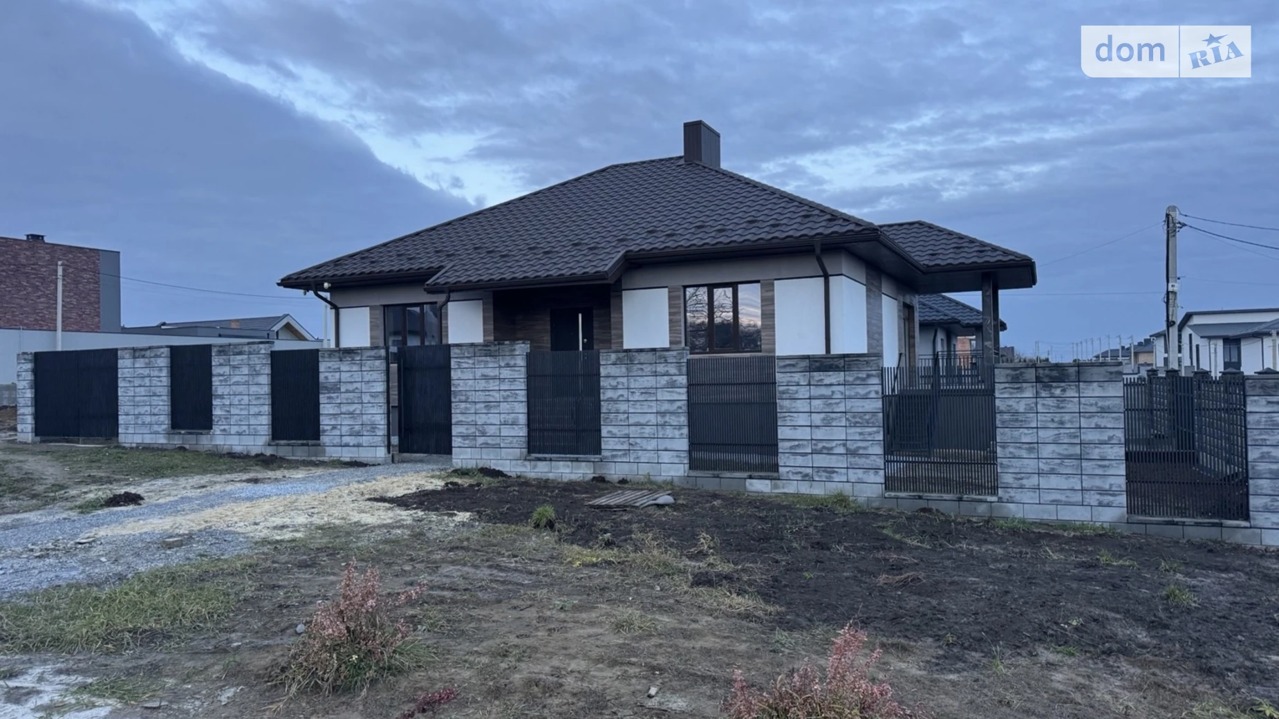 Продается одноэтажный дом 140 кв. м с балконом, цена: 165000 $ - фото 4