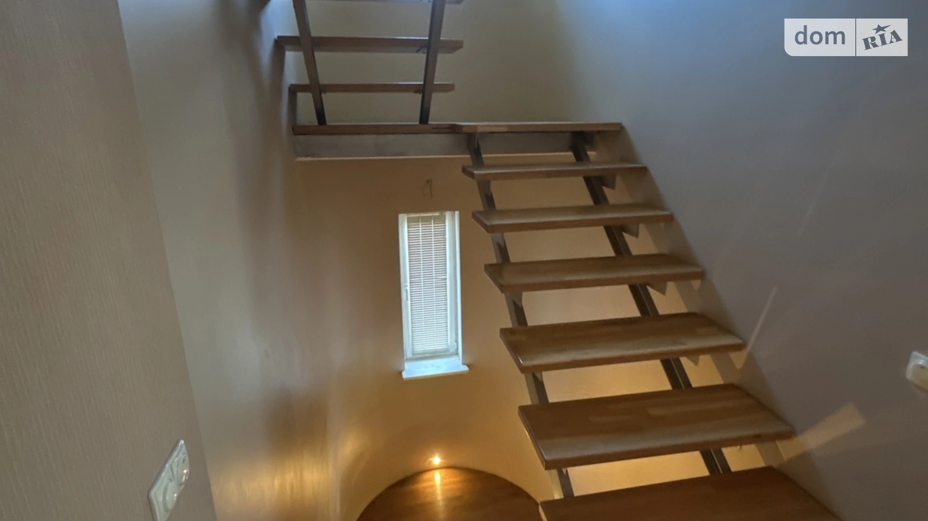 Сдается в аренду дом на 3 этажа 250 кв. м с беседкой, цена: 1500 $ - фото 2