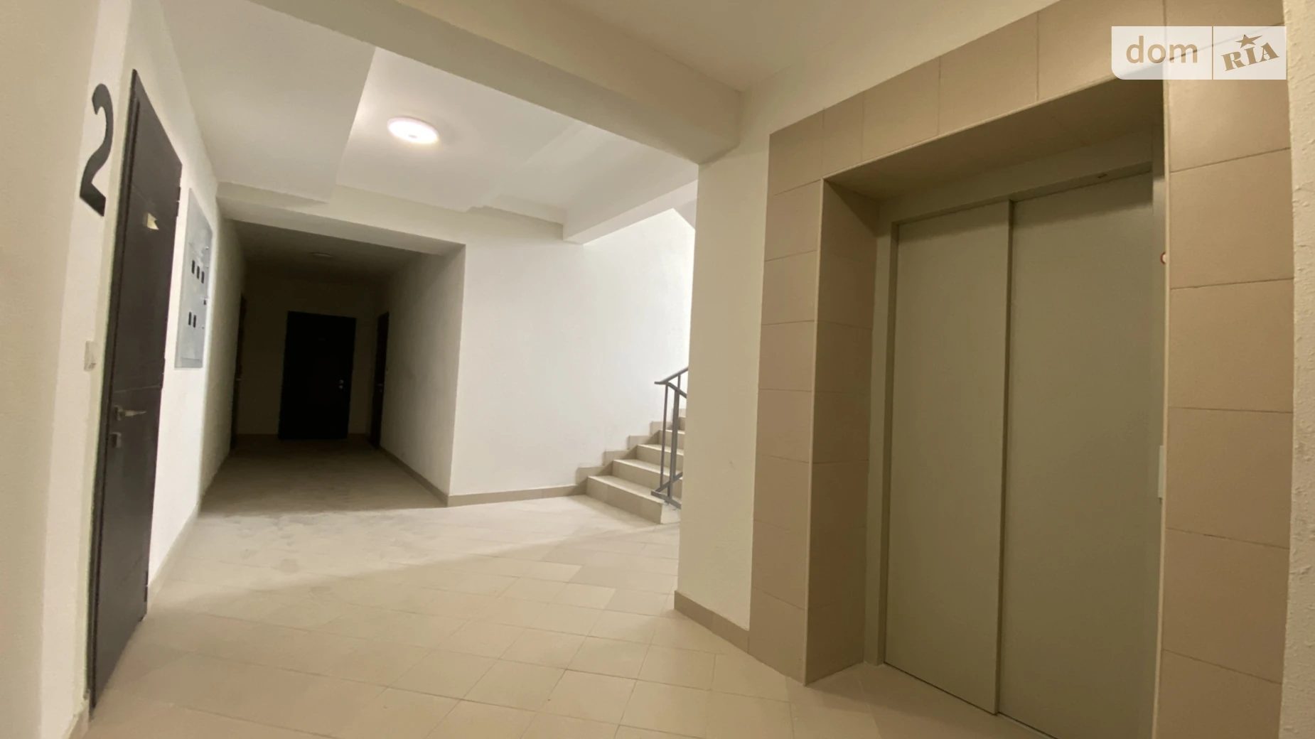 Продается 2-комнатная квартира 73 кв. м в Ровно, ул. Квашенко, 2 - фото 3