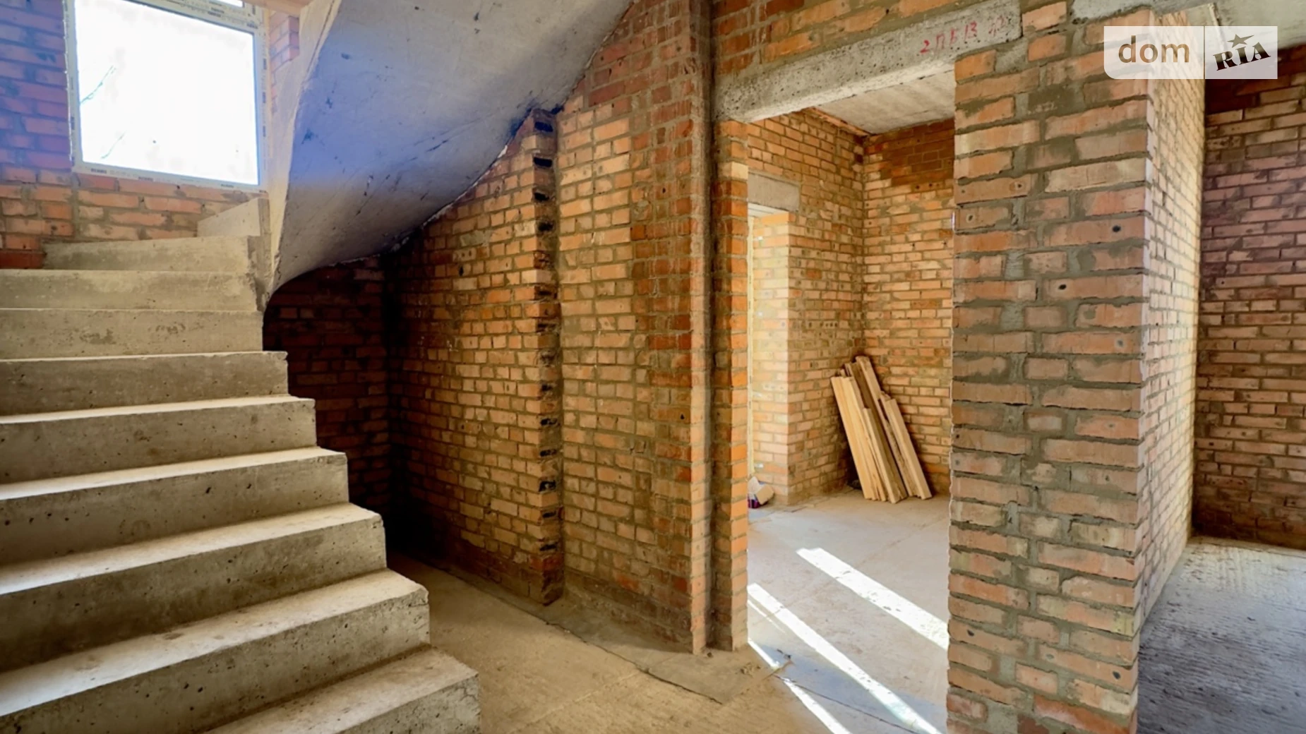 Продается дом на 2 этажа 110 кв. м с гаражом, цена: 76000 $ - фото 5