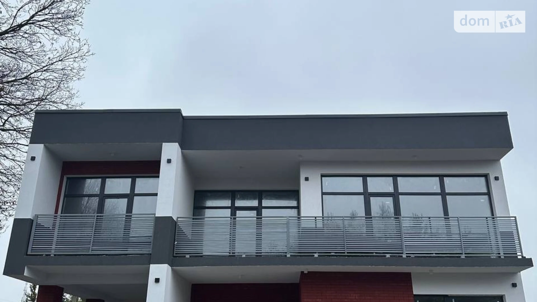 Продается дом на 2 этажа 227 кв. м с верандой, цена: 220000 $ - фото 2