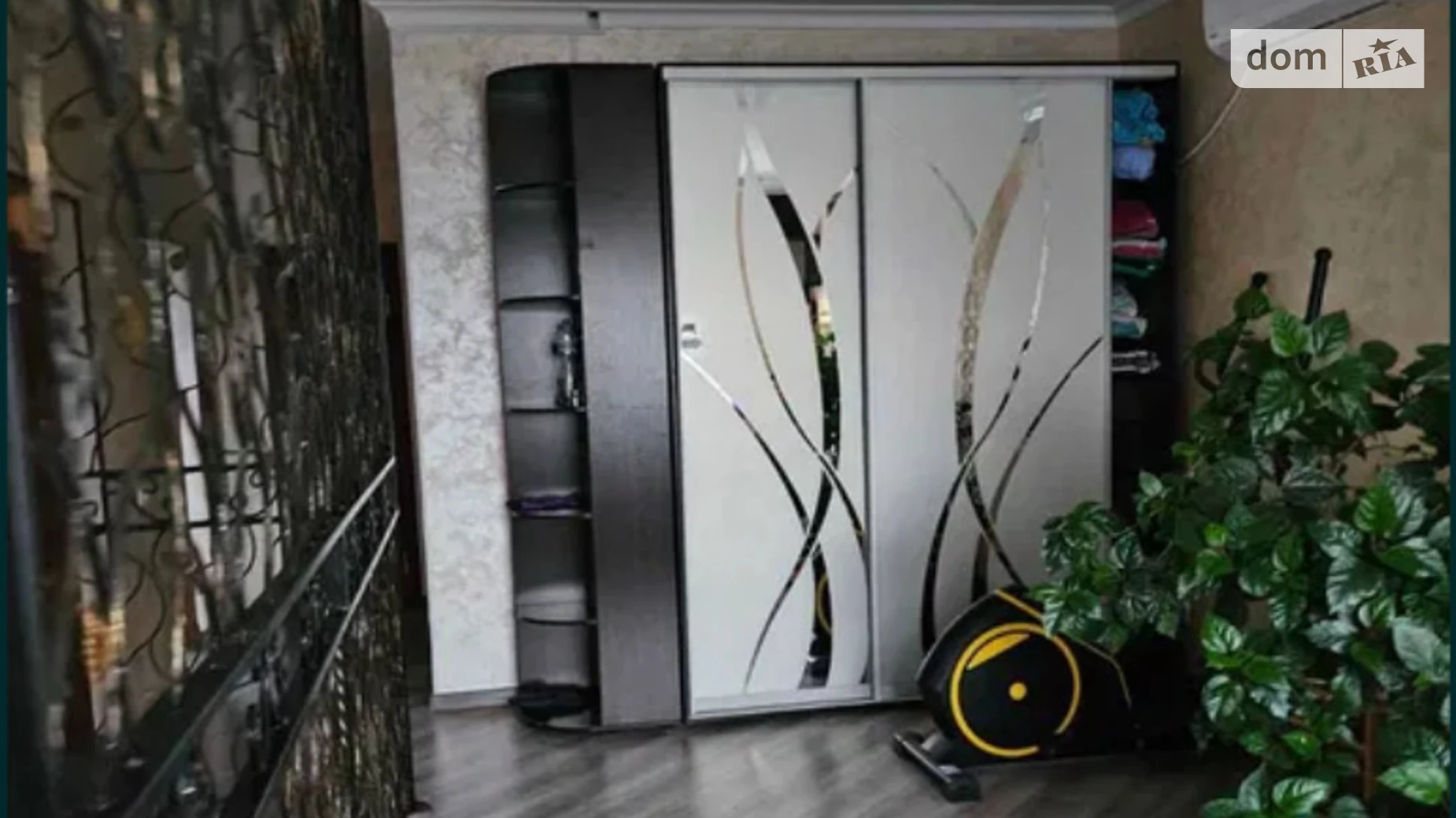 Продается дом на 2 этажа 150 кв. м с гаражом, цена: 55000 $ - фото 3