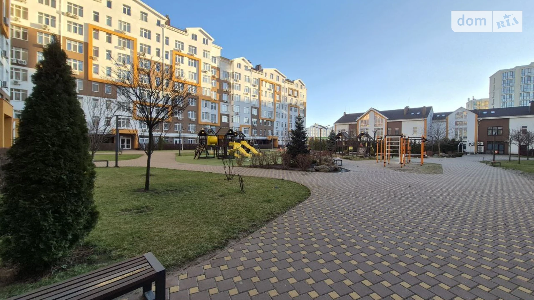 вул. Одеська, 23Б Крюківщина ЖК Orange Park - фото 2