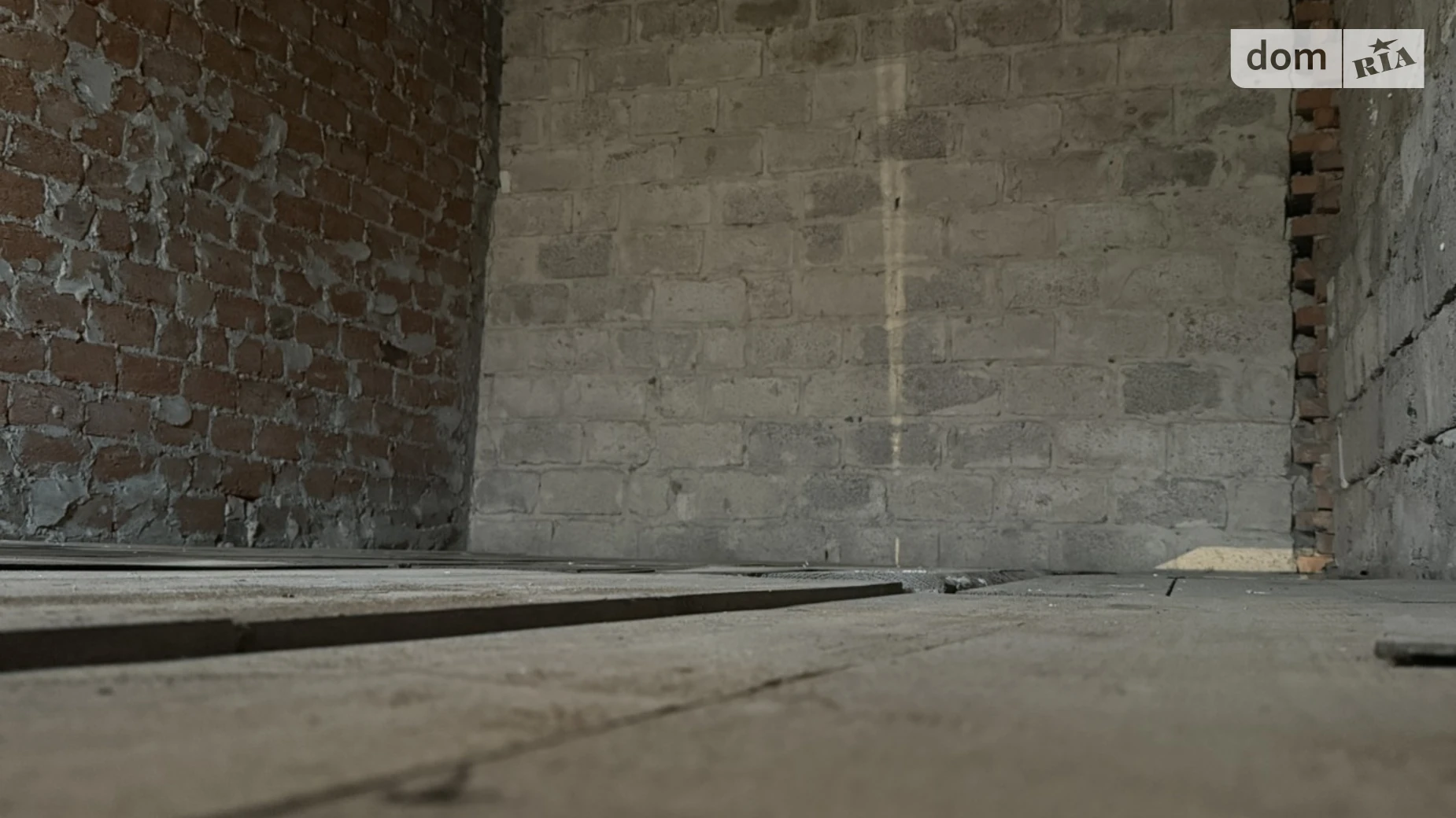 Продається окремий гараж універсальний на 60 кв. м, цена: 6000 $ - фото 3