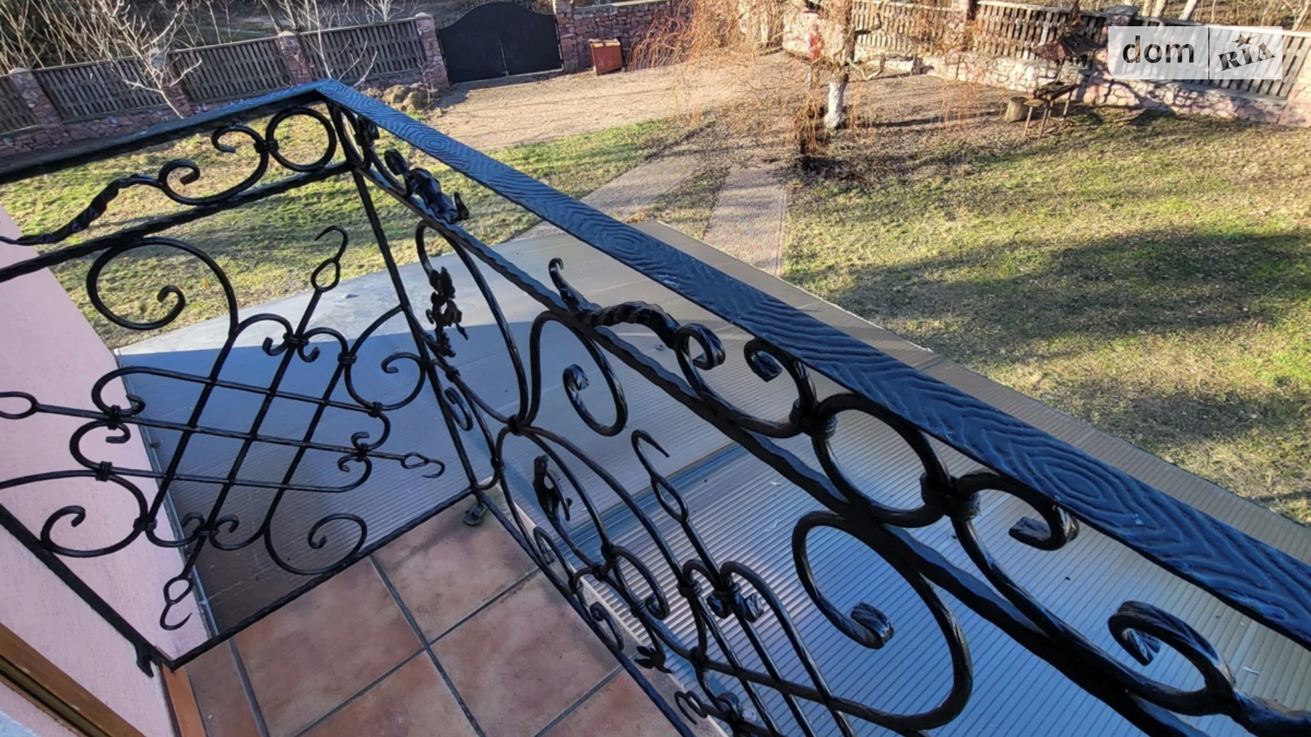 Продается дом на 2 этажа 225.7 кв. м с мансардой, цена: 299000 € - фото 2