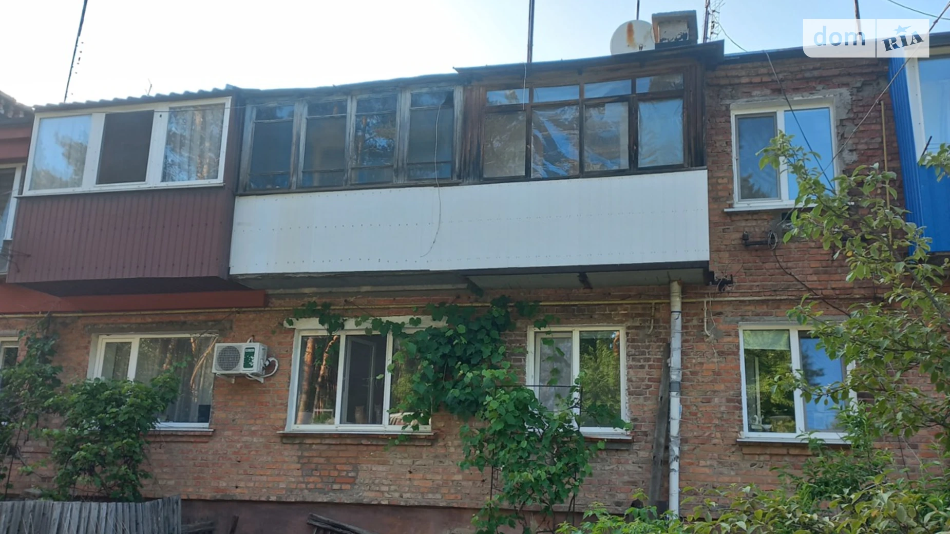 Продається 3-кімнатна квартира 49 кв. м у Мерефі, цена: 19500 $ - фото 2