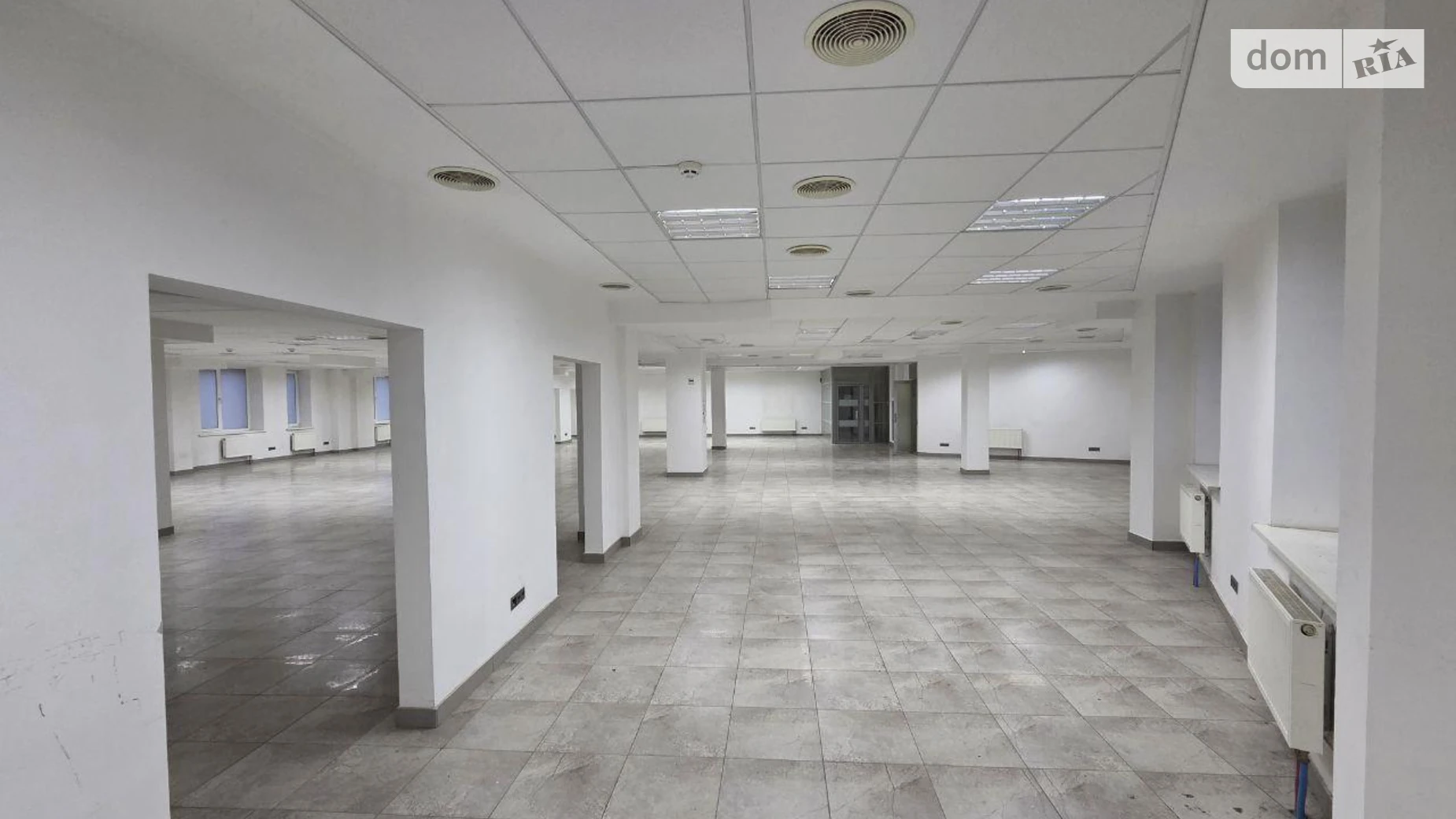 Сдается в аренду офис 570 кв. м в бизнес-центре, цена: 8000 $ - фото 3