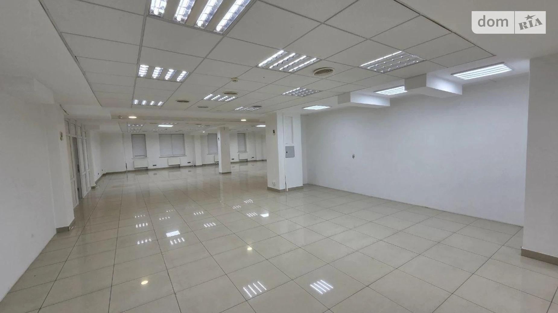 Сдается в аренду офис 560 кв. м в бизнес-центре, цена: 7800 $ - фото 3