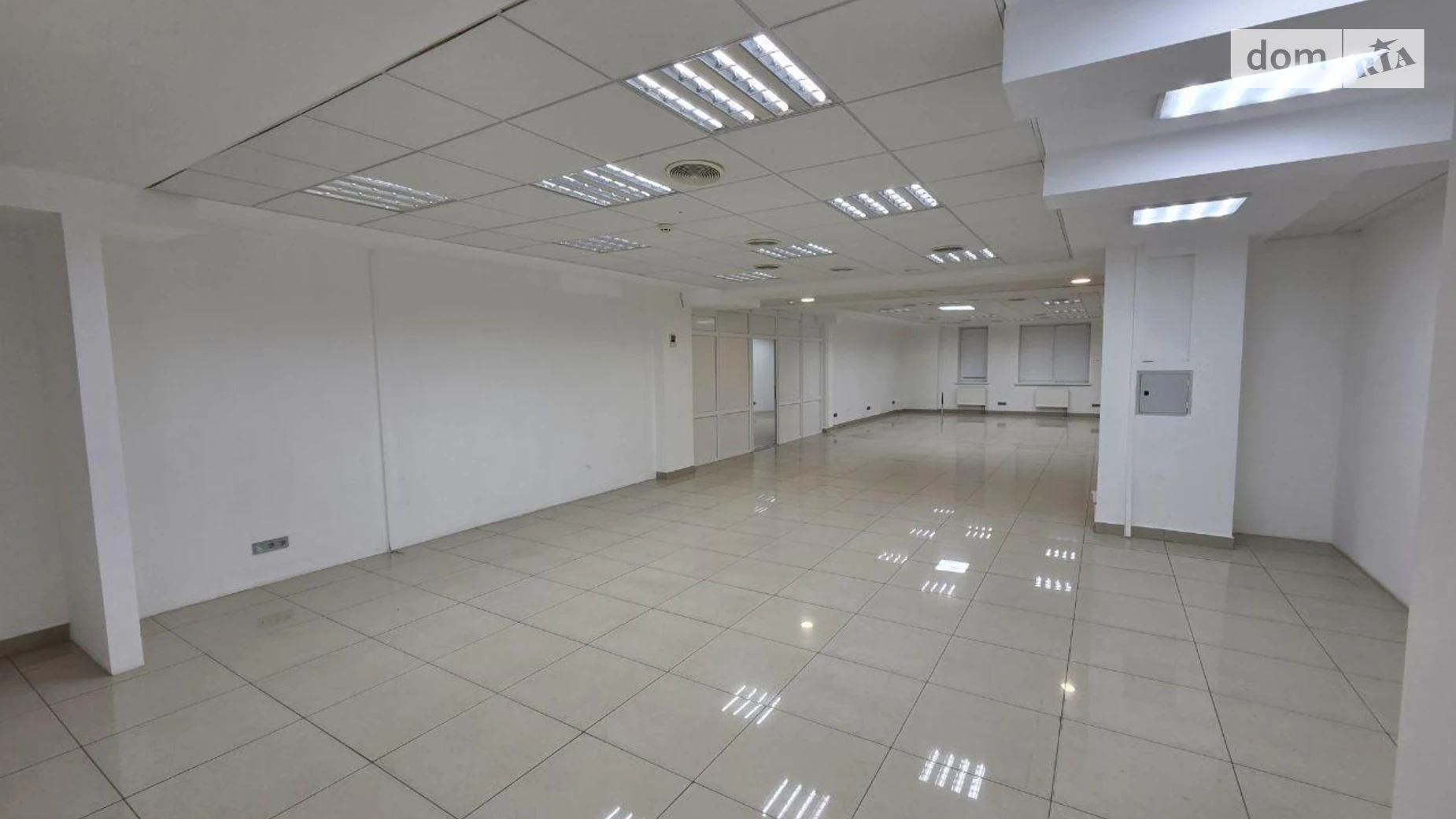 Сдается в аренду офис 560 кв. м в бизнес-центре, цена: 7800 $ - фото 5