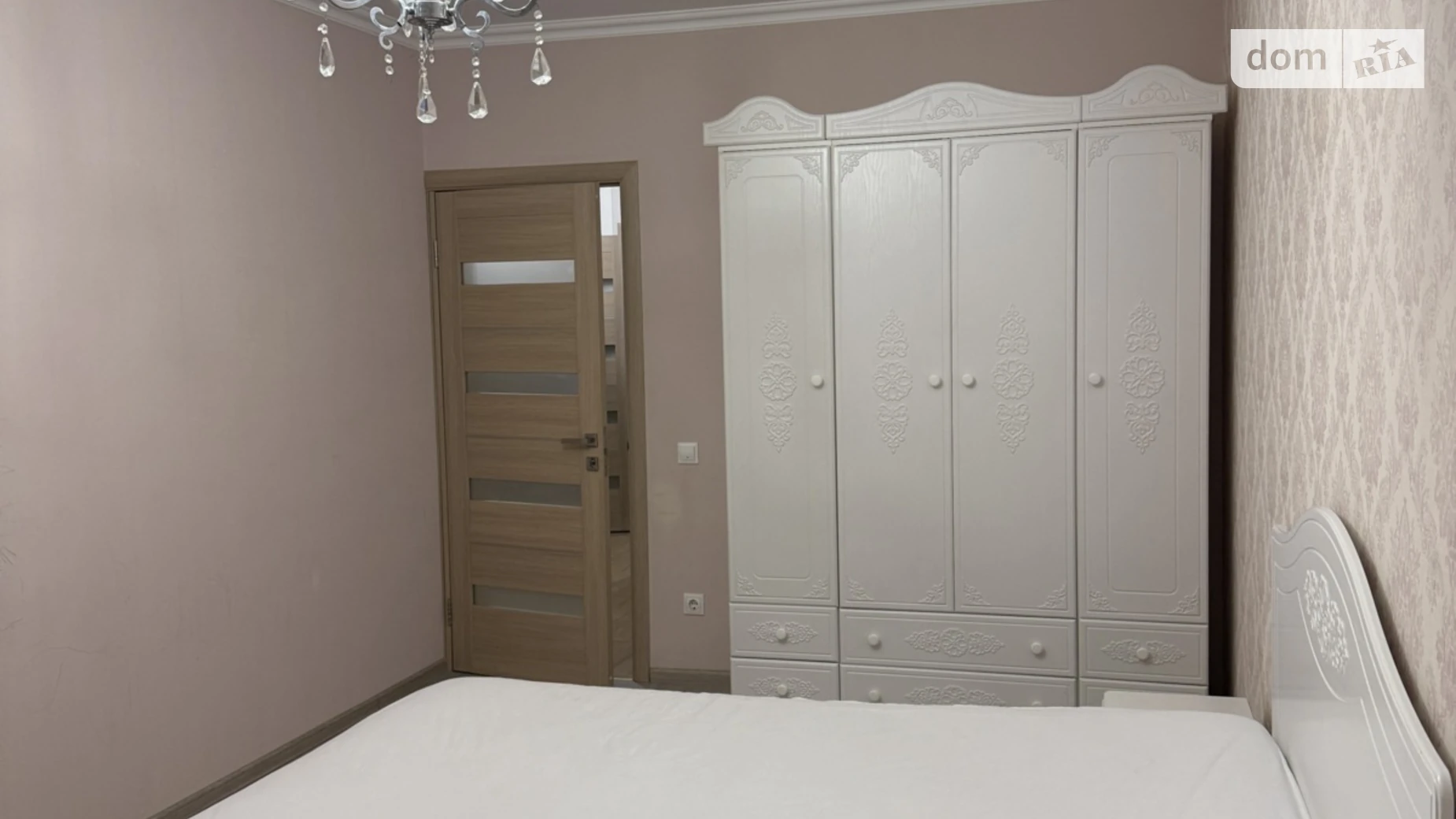 Здається в оренду 2-кімнатна квартира 75 кв. м у Львові, вул. Мікльоша Карла, 15 - фото 3