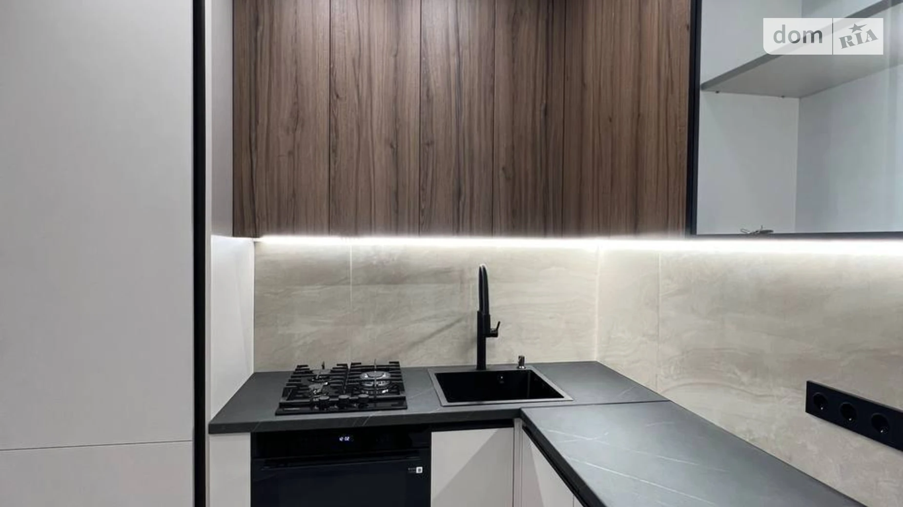 Продается 1-комнатная квартира 39 кв. м в Софиевской Борщаговке, ул. Счастливая, 67 - фото 5