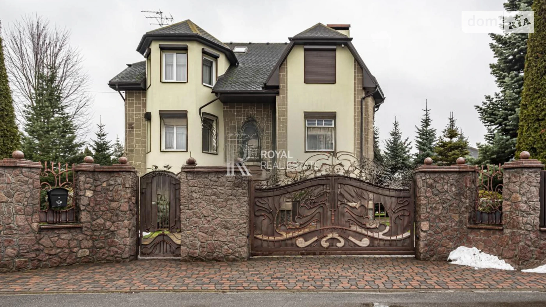 Продается дом на 3 этажа 361.7 кв. м с садом, цена: 550000 $ - фото 2