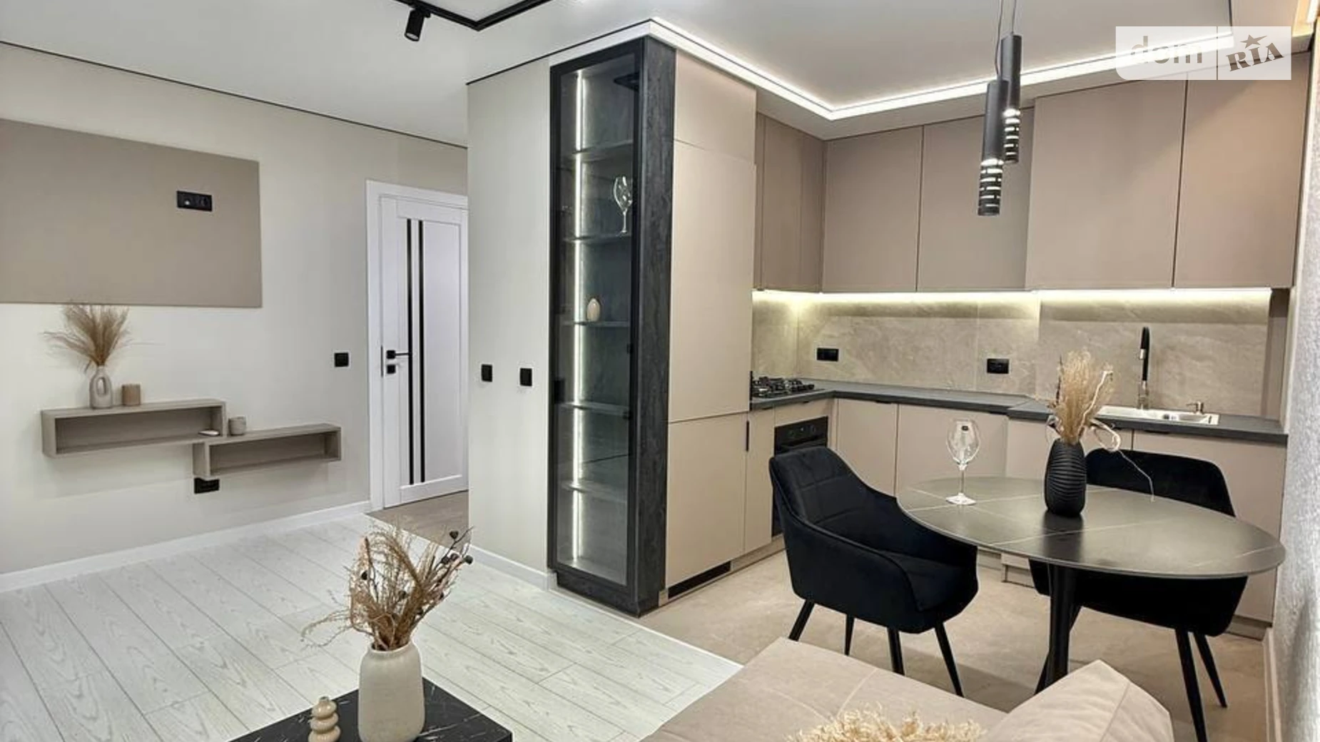 2-комнатная квартира 57 кв. м в Тернополе, ул. Смакулы, 8 - фото 3