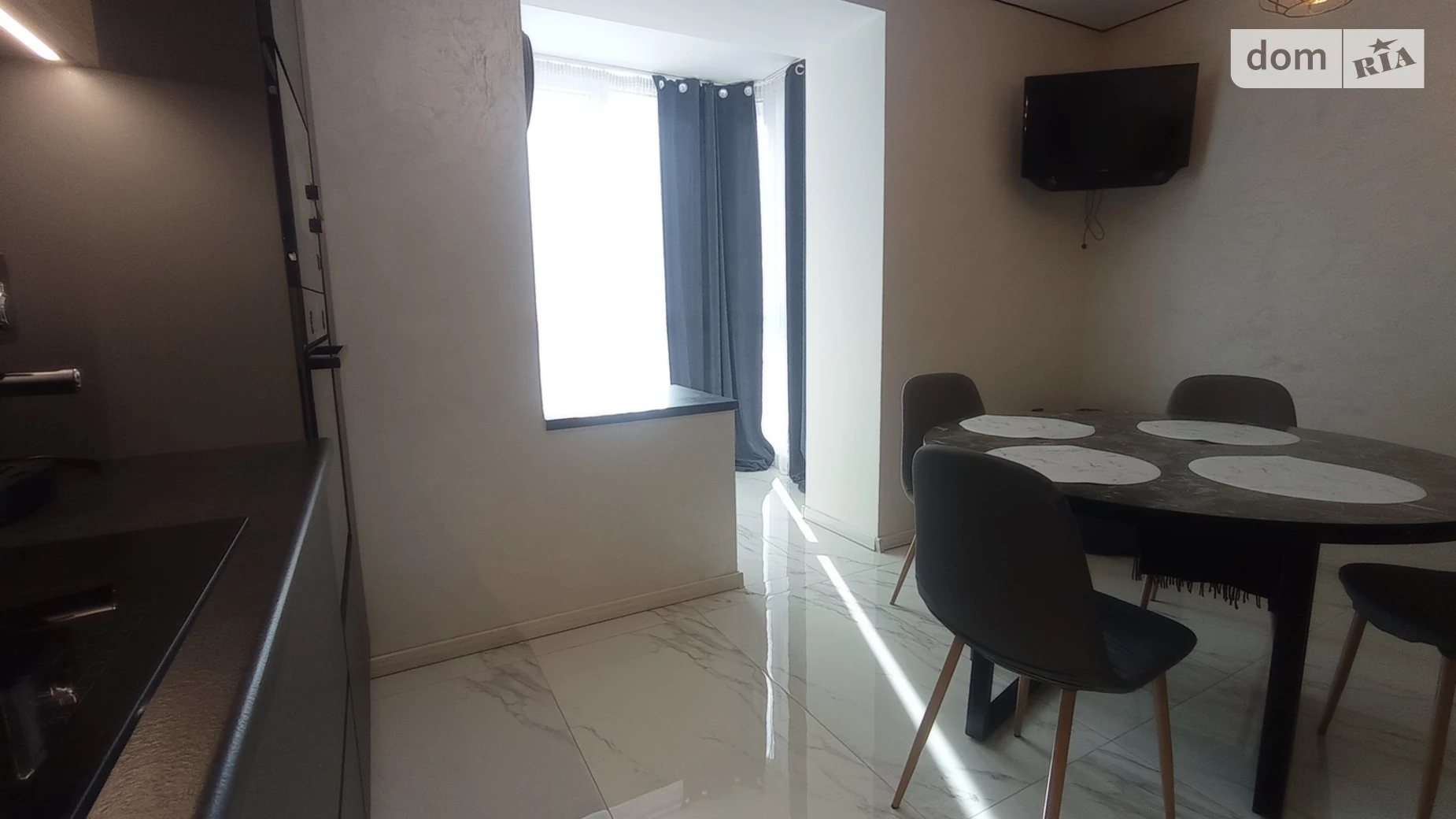 3-комнатная квартира 100 кв. м в Тернополе, ул. Владимира Великого - фото 4