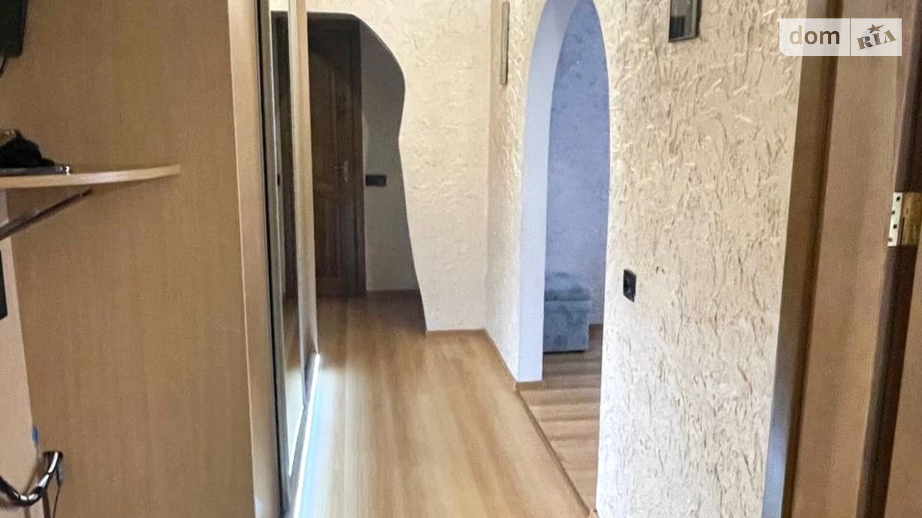 Продается 3-комнатная квартира 67 кв. м в Ровно, ул. Гурия Бухала - фото 2