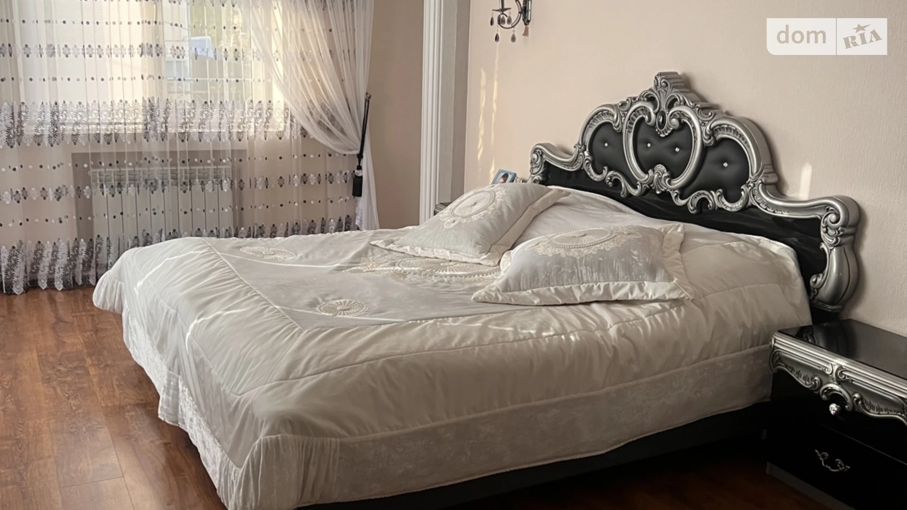 Продается дом на 2 этажа 230 кв. м с мебелью, цена: 250000 $ - фото 5