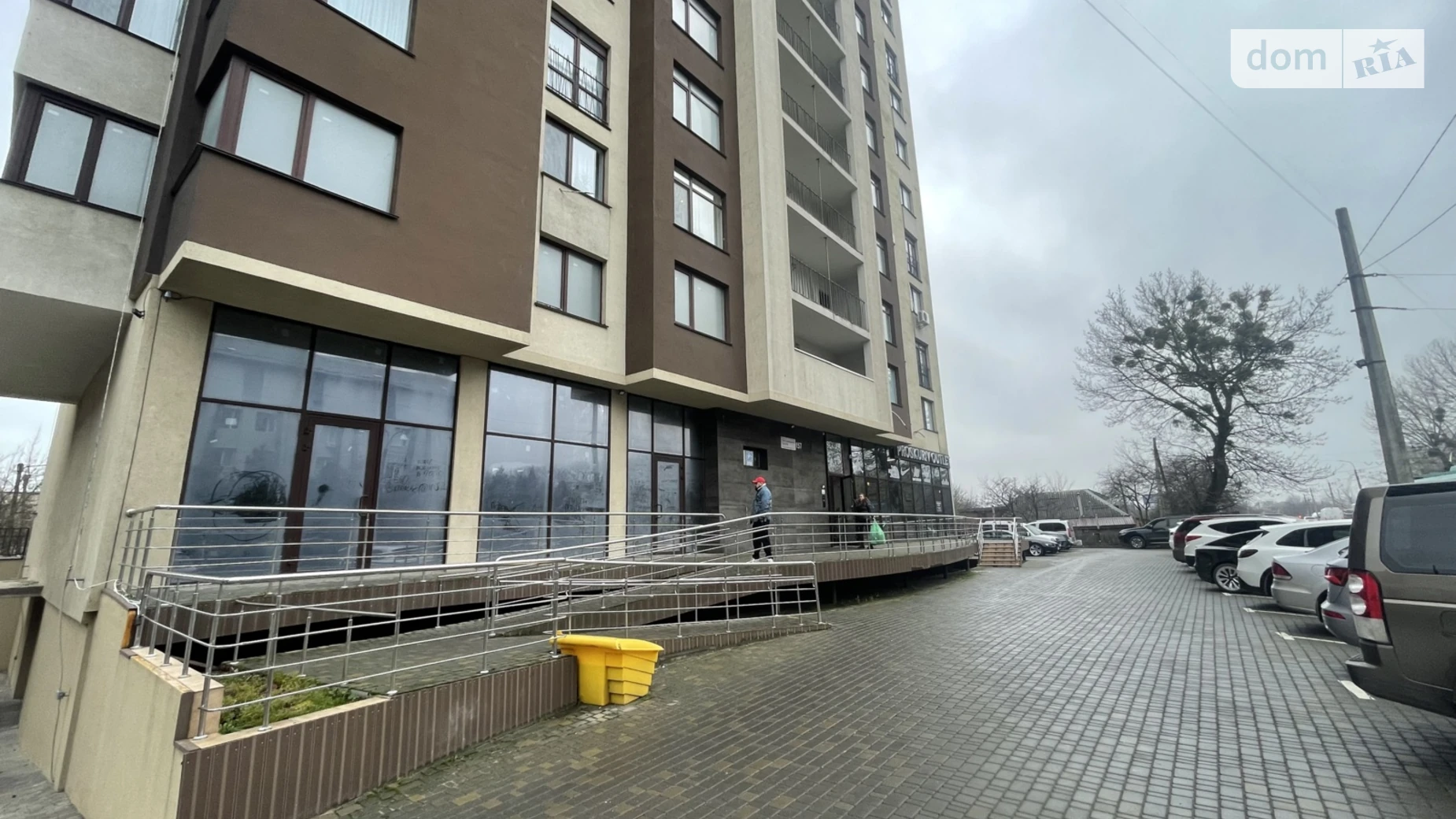 Сдается в аренду объект сферы услуг 182.4 кв. м в 16-этажном здании, цена: 65000 грн - фото 2