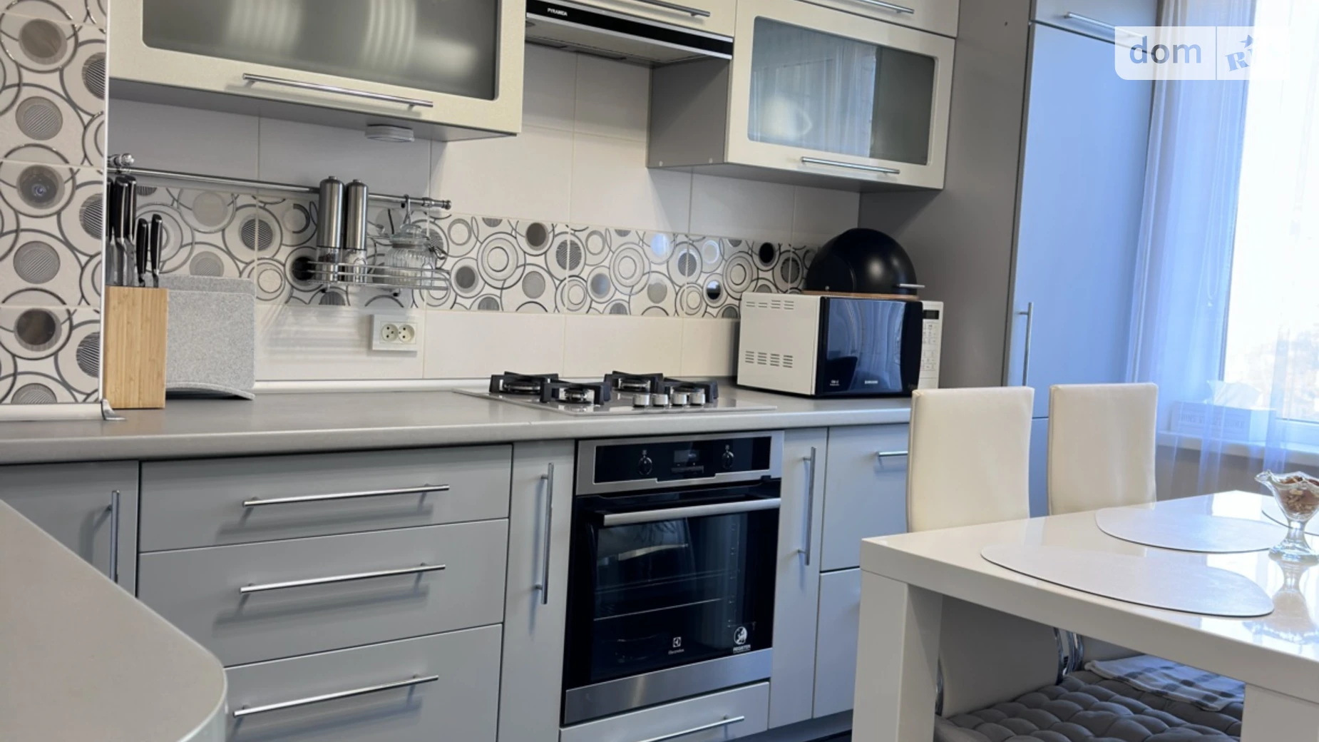 Продается 3-комнатная квартира 64.3 кв. м в Днепре, пер. Парусный, 12 - фото 2