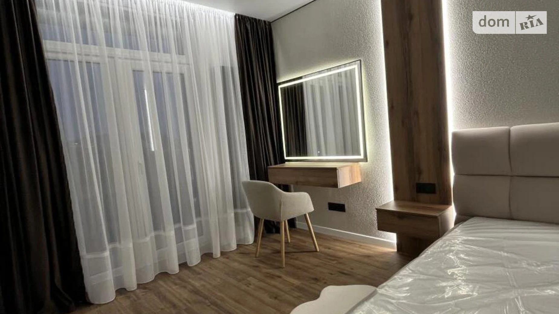 Продается 1-комнатная квартира 47.5 кв. м в Ивано-Франковске, ул. Кобылянской - фото 3