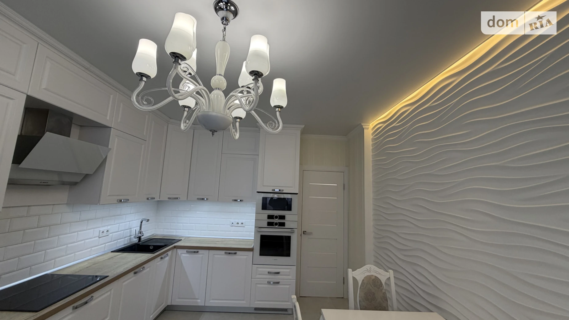 Продається 2-кімнатна квартира 68.9 кв. м у, цена: 80000 $ - фото 2